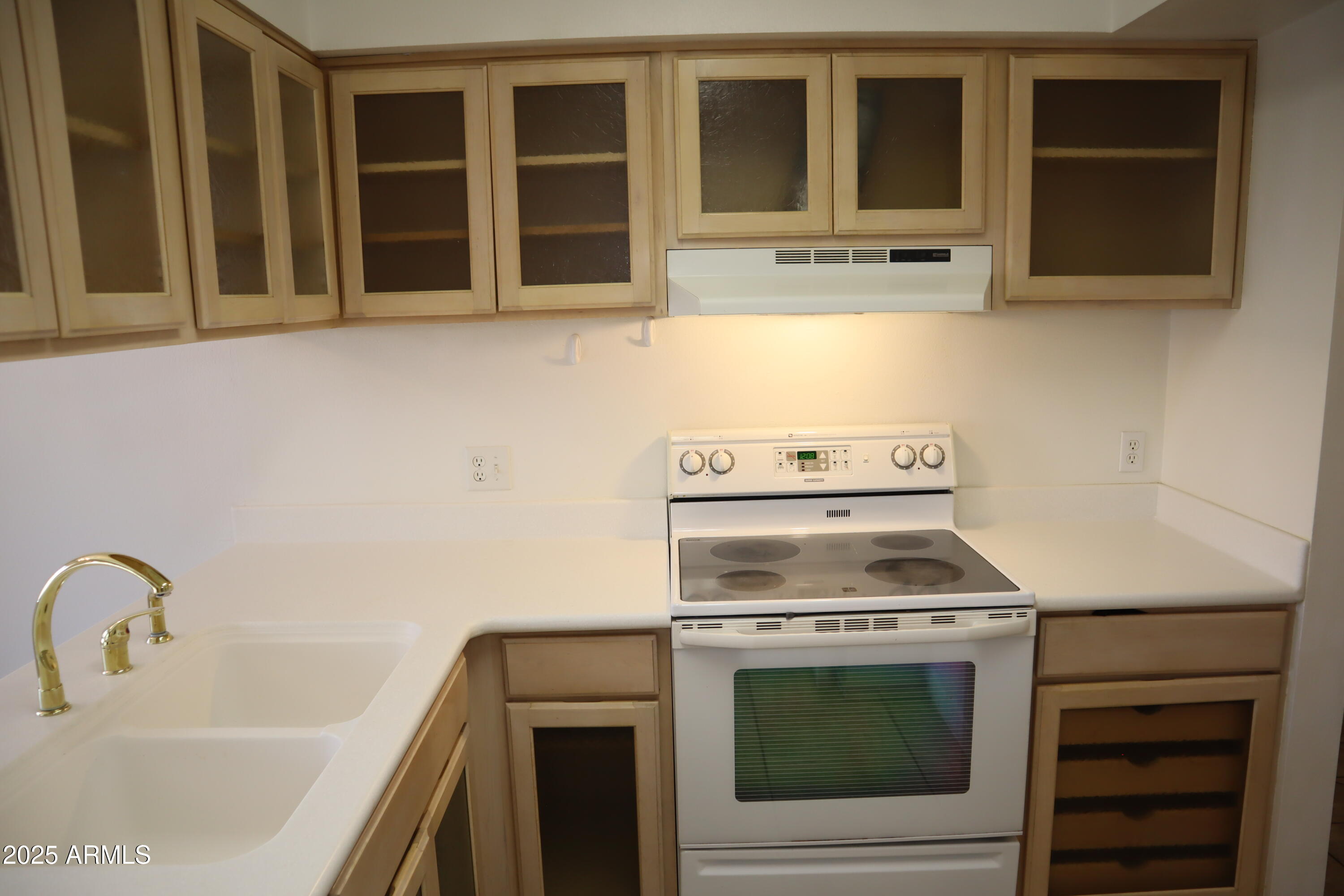 Homes 3 4511 BUENA LOMA WAY 6 Way 6