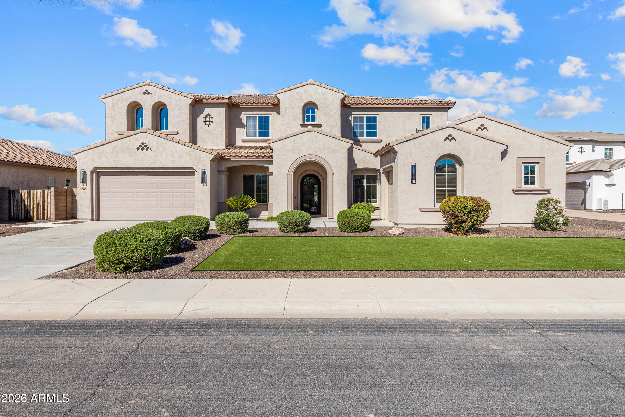 3126 E WILDHORSE Court