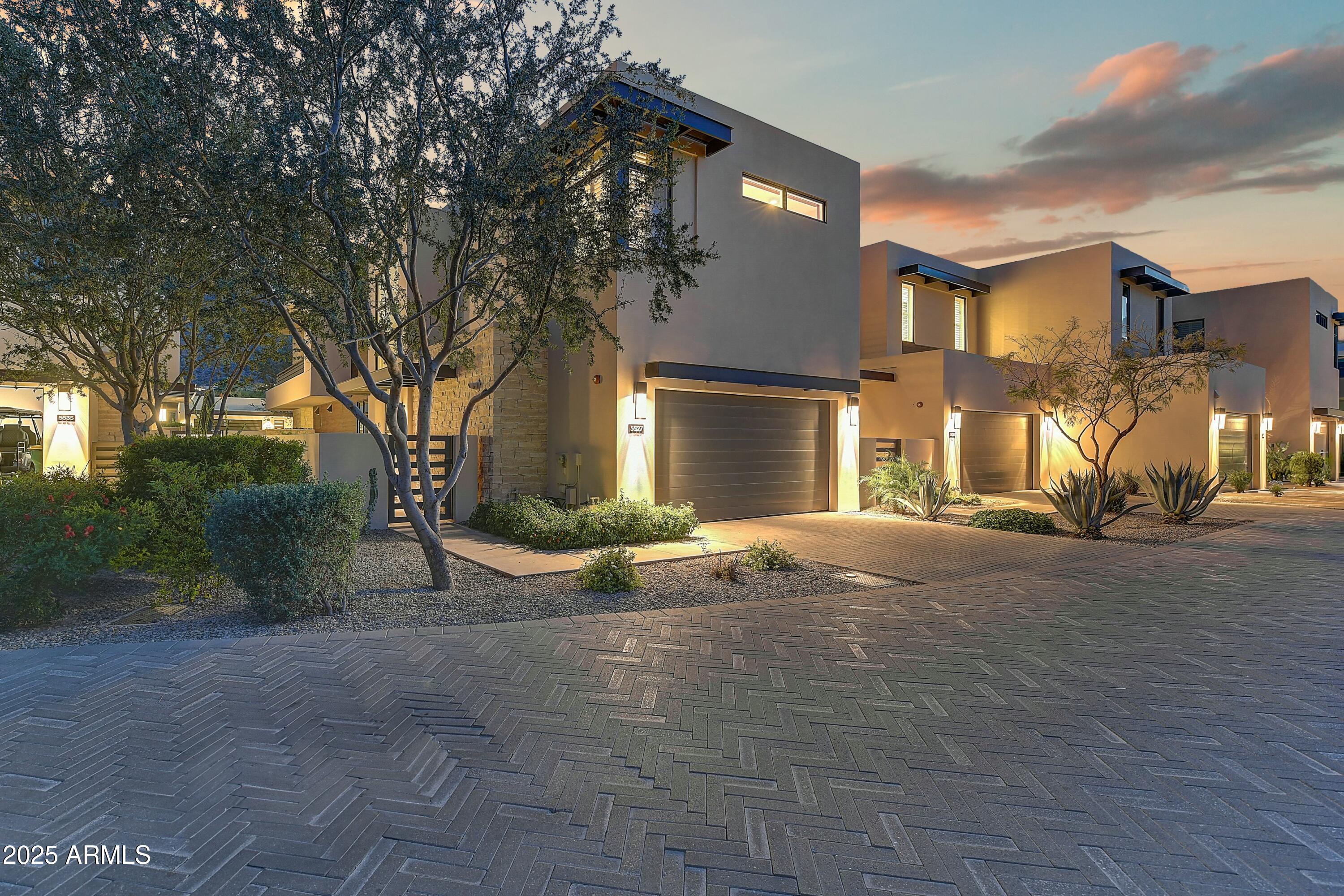 5527 E ARROYO VERDE Drive