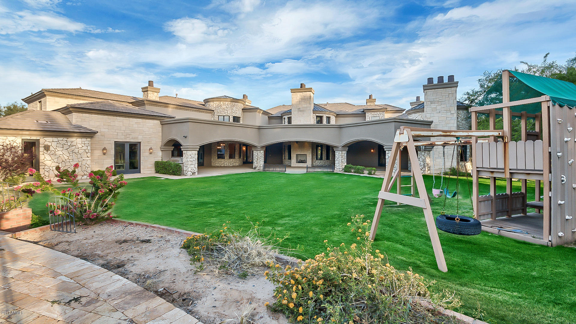 OAKWOOD HILLS - Residential