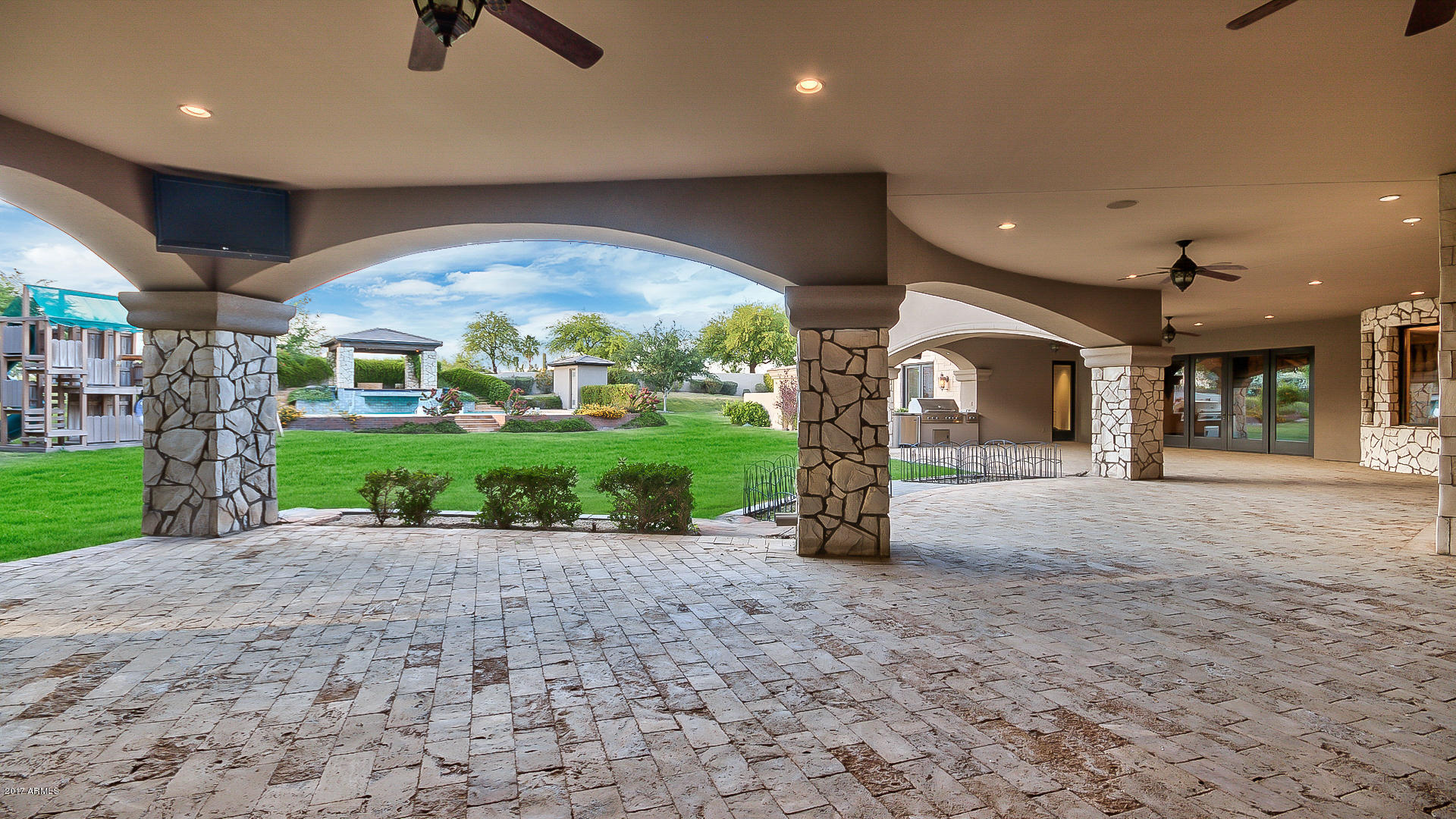 OAKWOOD HILLS - Residential