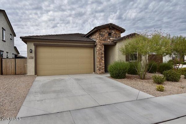 17161 W SHERMAN ST, GOODYEAR, AZ 85338 - Image 039a5eb697cb5fa240c2f5fe162f756d/1335518016