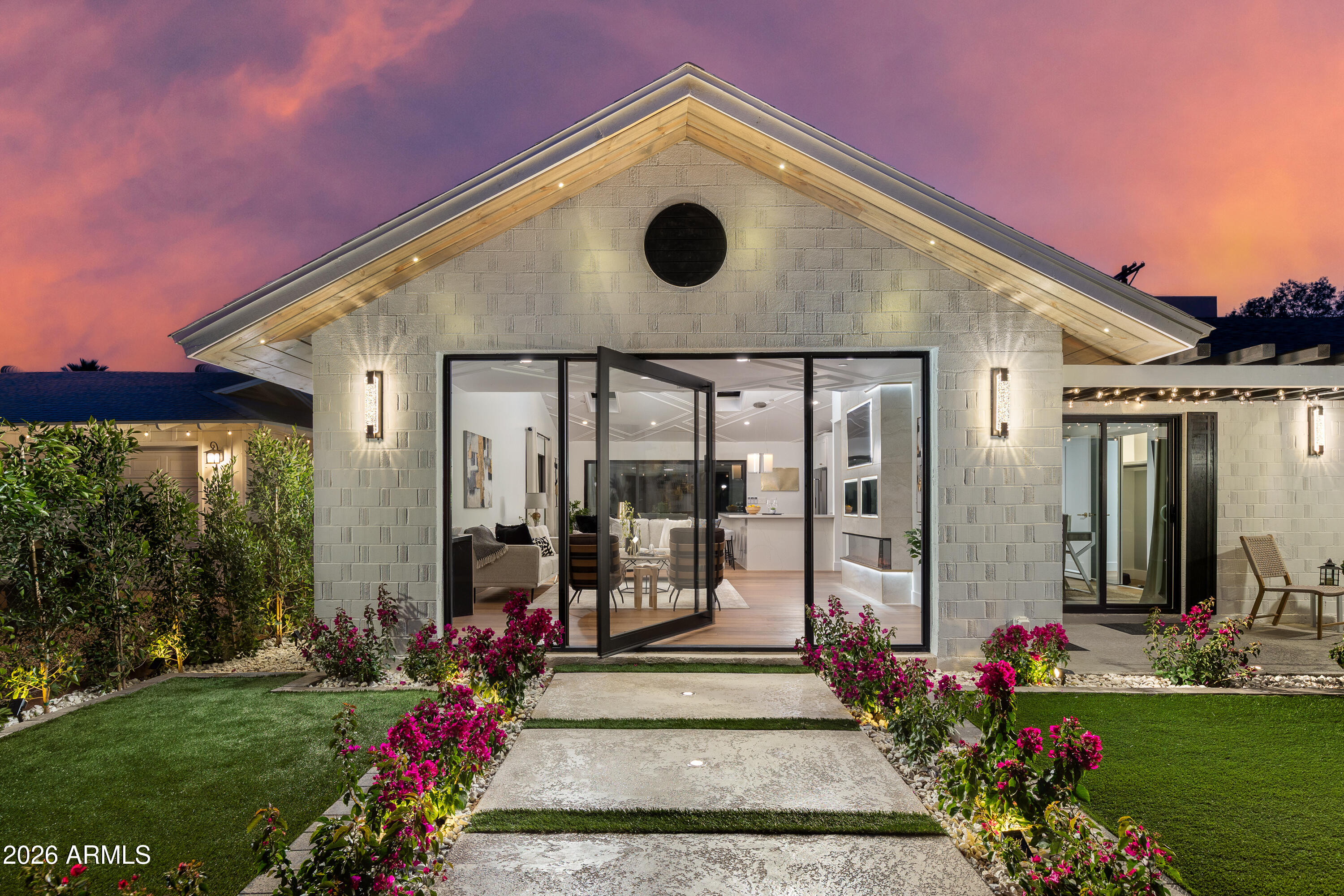 8507 E RANCHO VISTA Drive