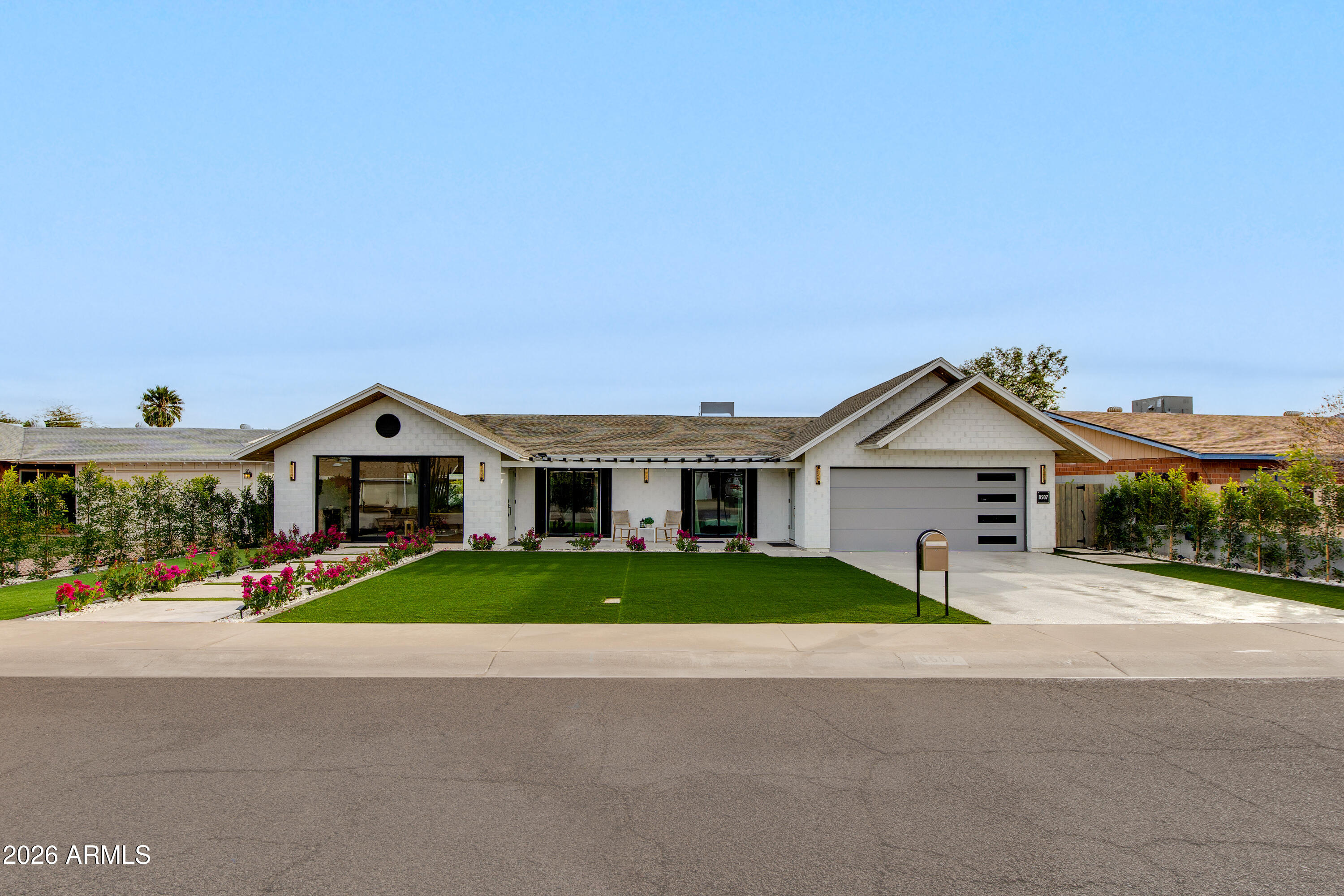 8507 E RANCHO VISTA Drive