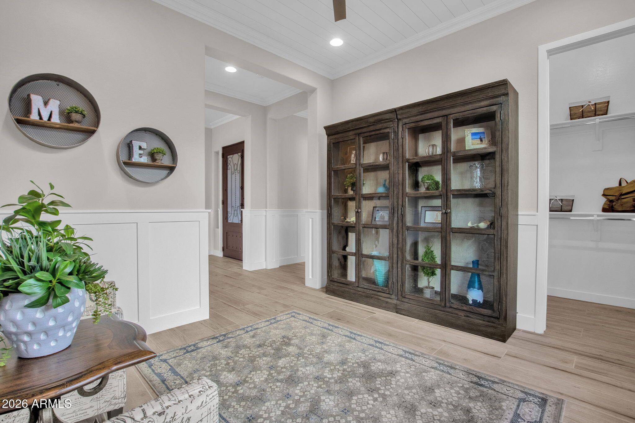 3048 E Elmwood Street