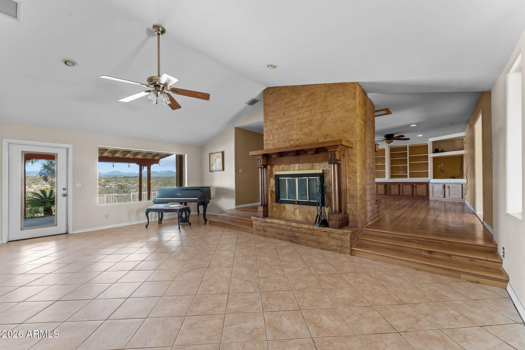 680 W BUCKINGHORSE Trail