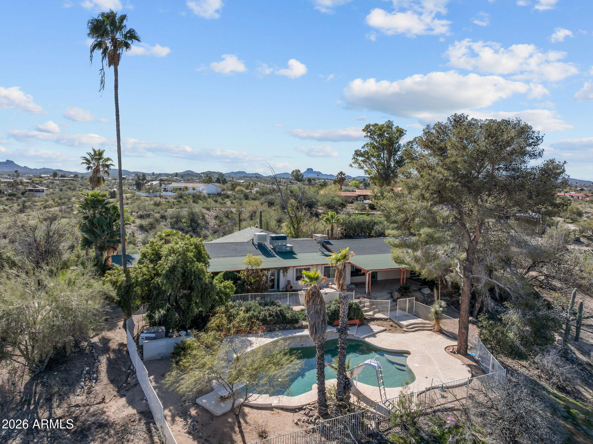 680 W BUCKINGHORSE Trail