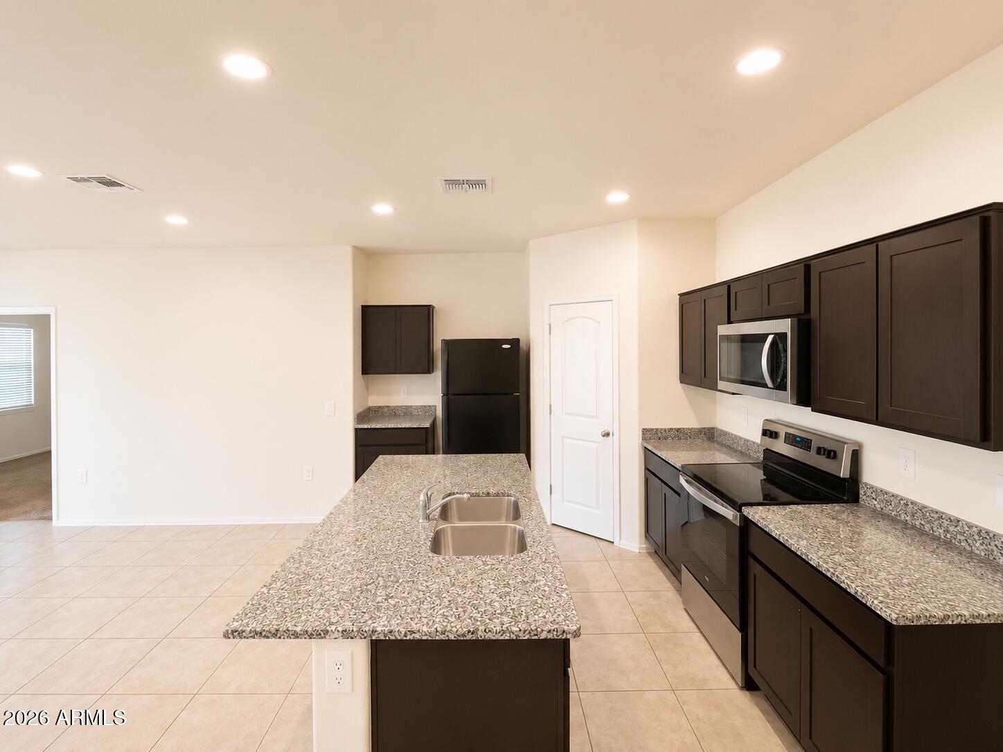 35385 W SAN ALVAREZ Avenue