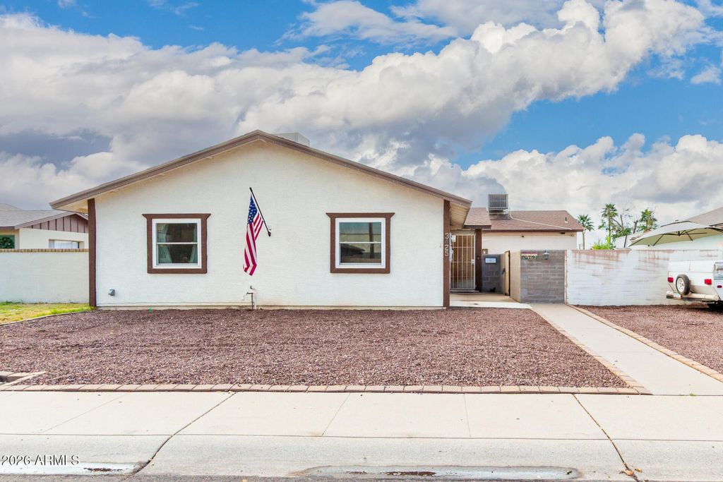 Photo of 3425 W Port Au Prince Lane, Phoenix, AZ 85053 (MLS # 6974315)