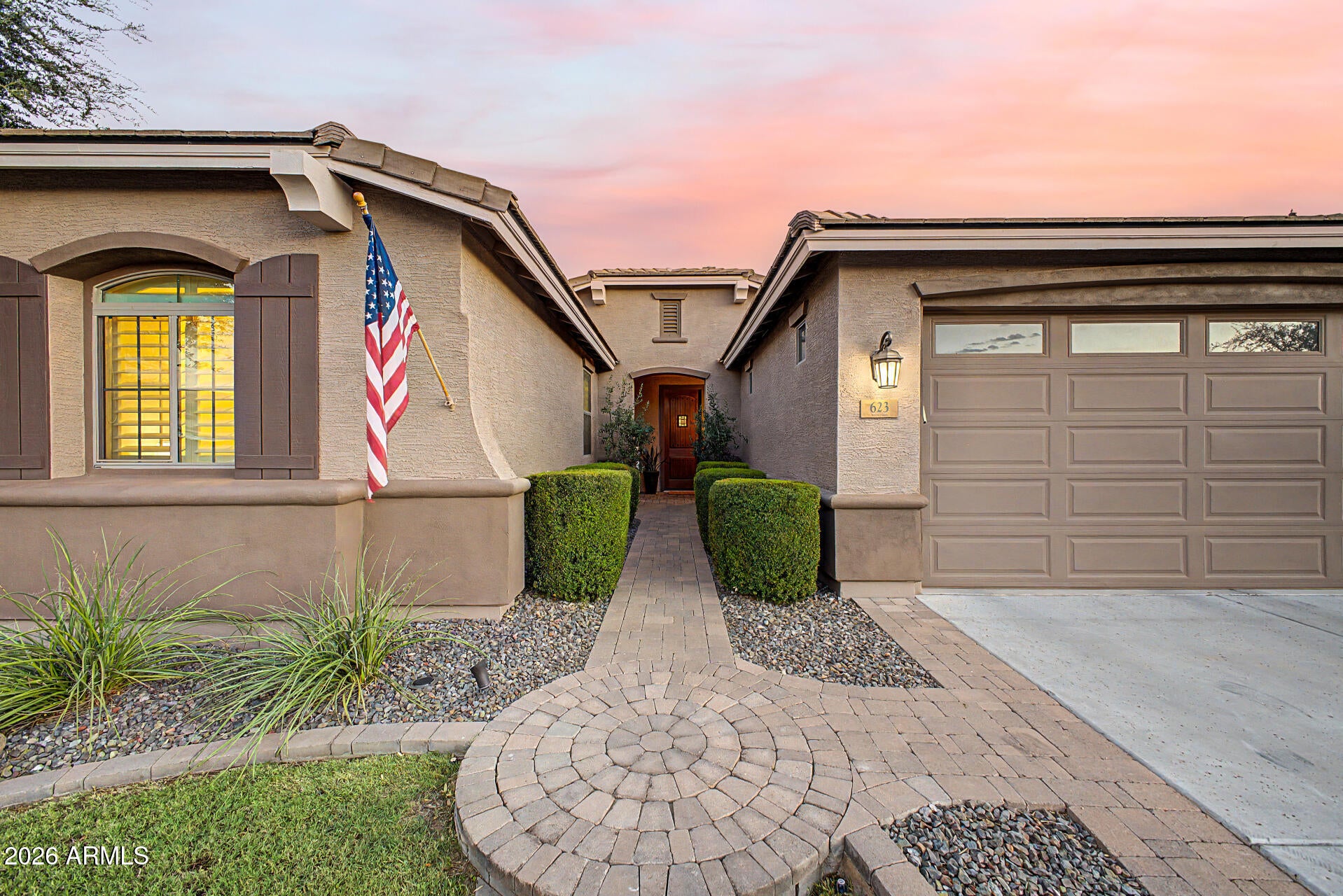 623 W SAN CARLOS Way