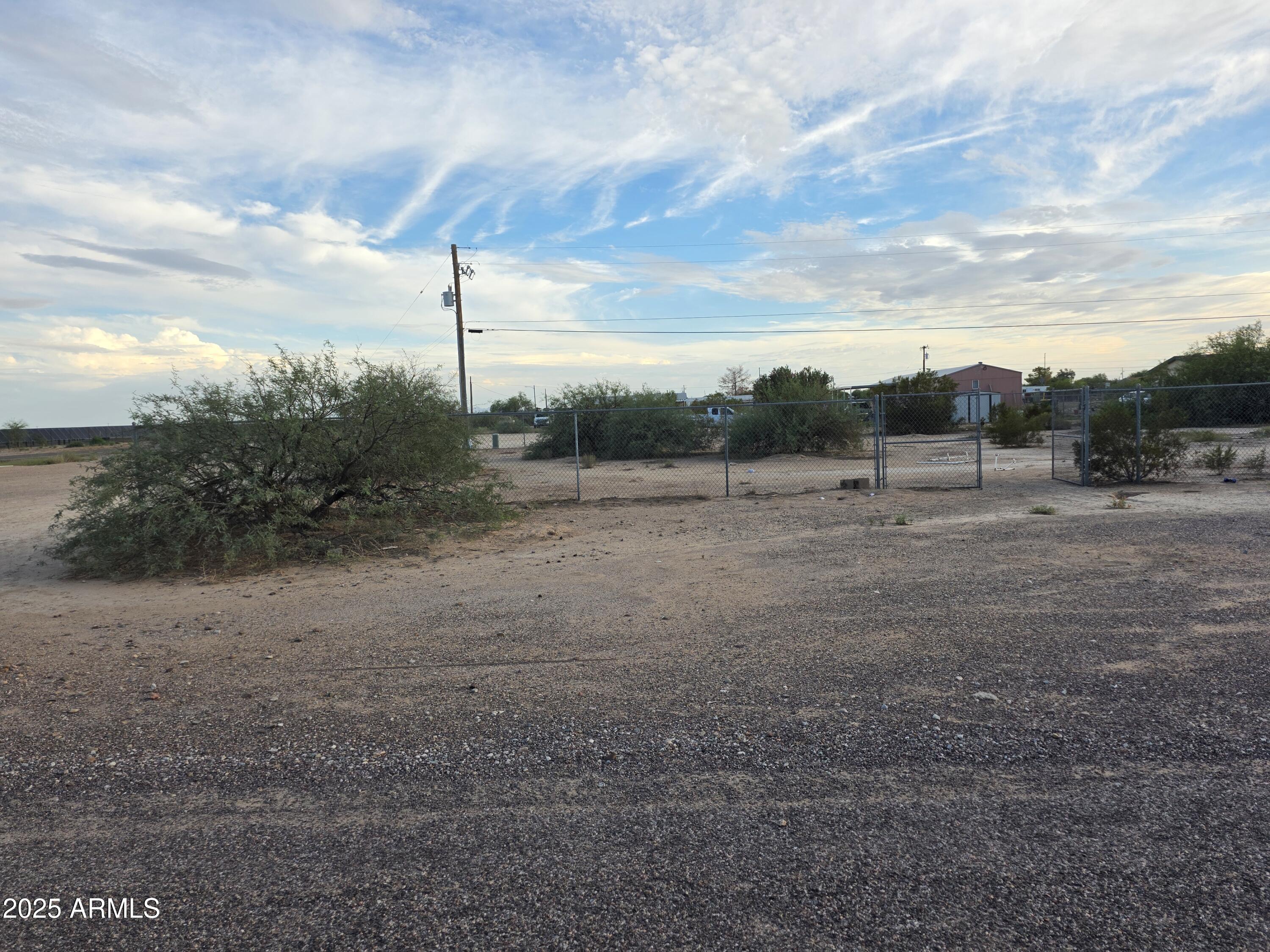 3015&3025 W AGUADERO Drive 35