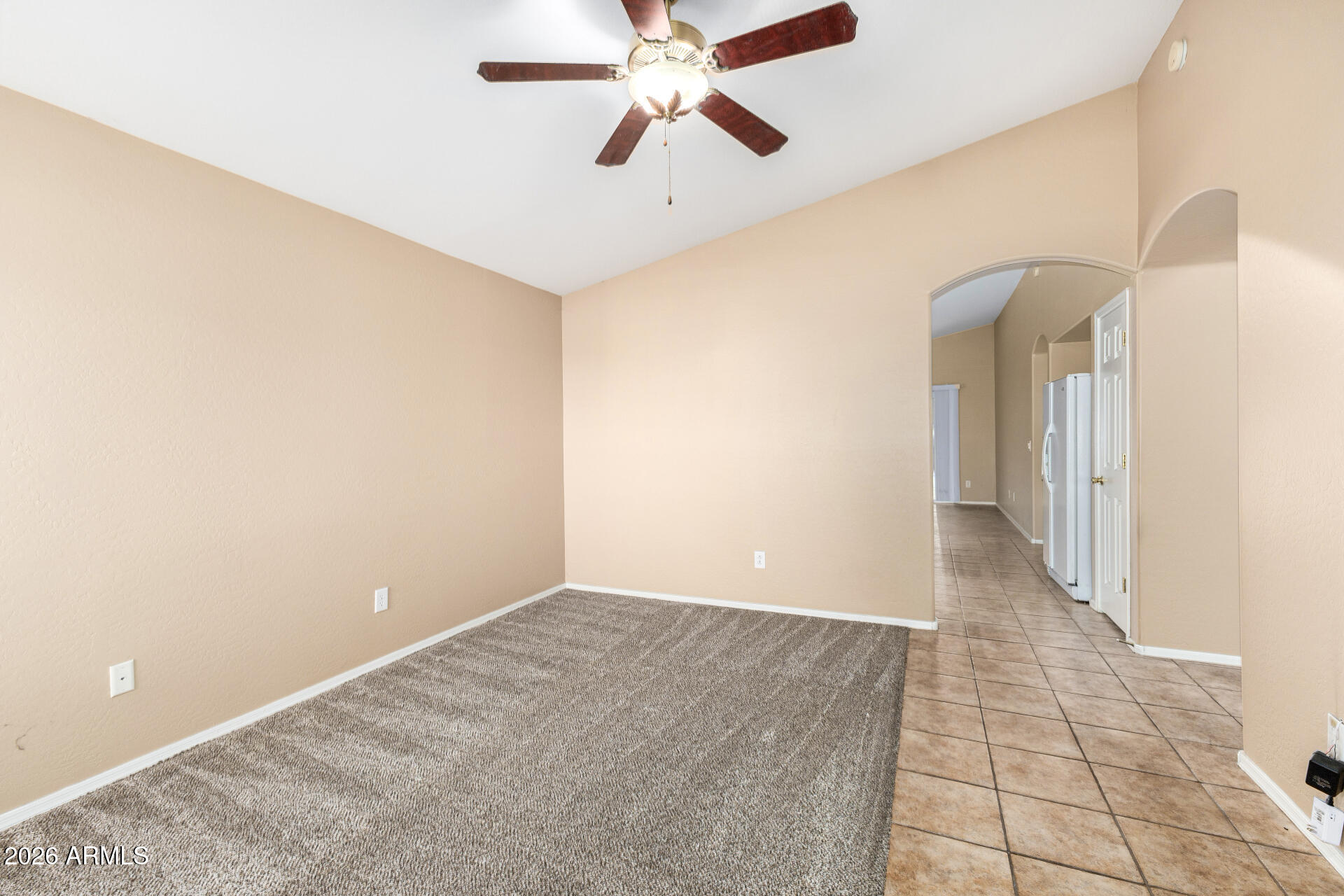 1109 E MAYFIELD Drive