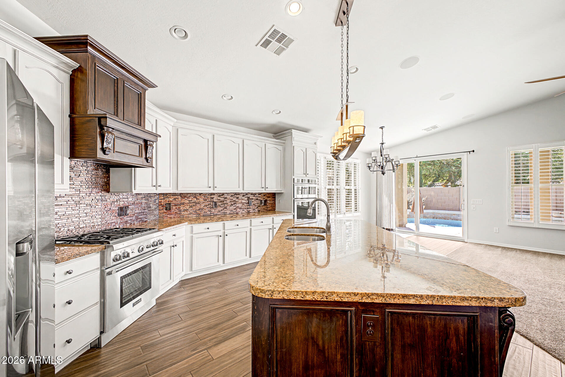 2469 E LANTANA Drive