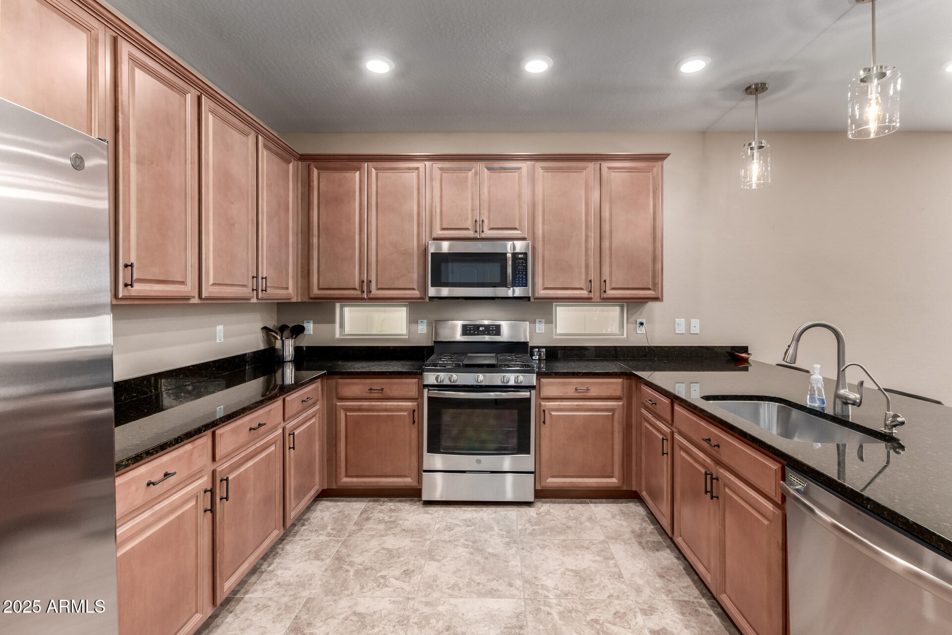 4036 E HOOT OWL Trail