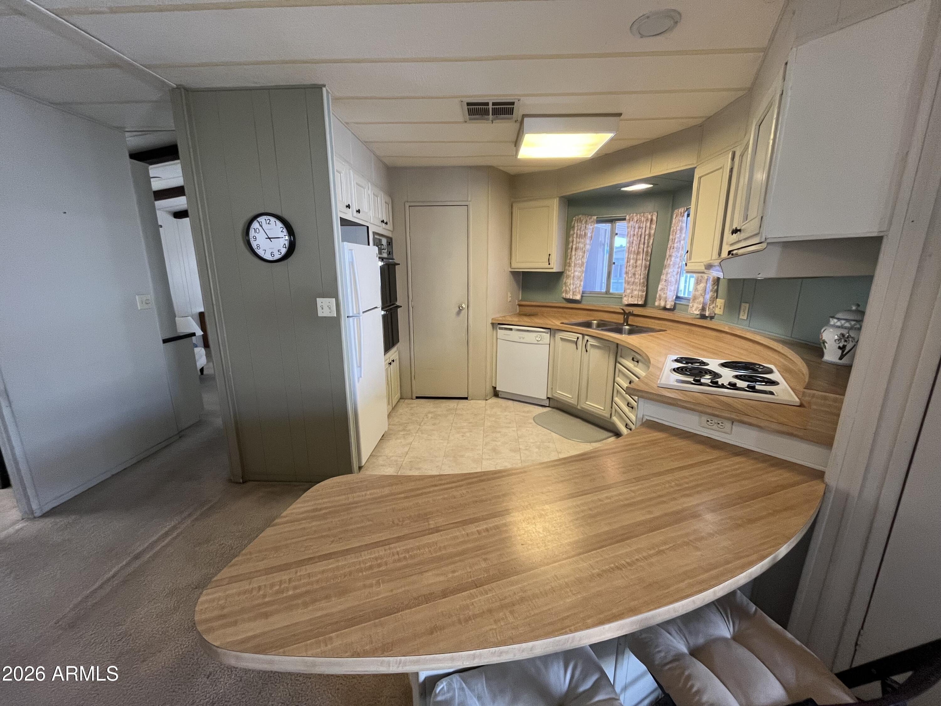 10960 N 67TH Avenue 81