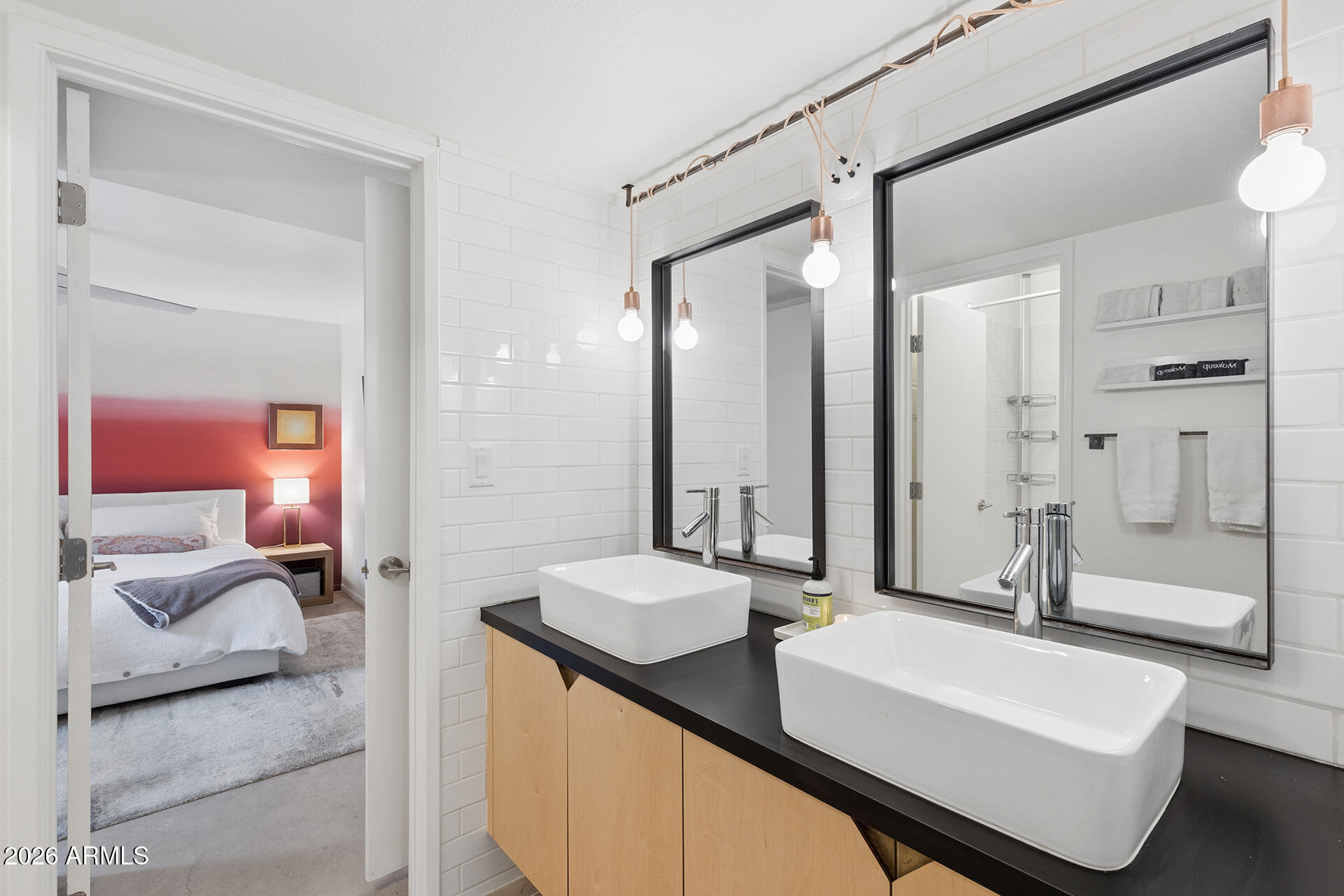 5525 E THOMAS Road R9