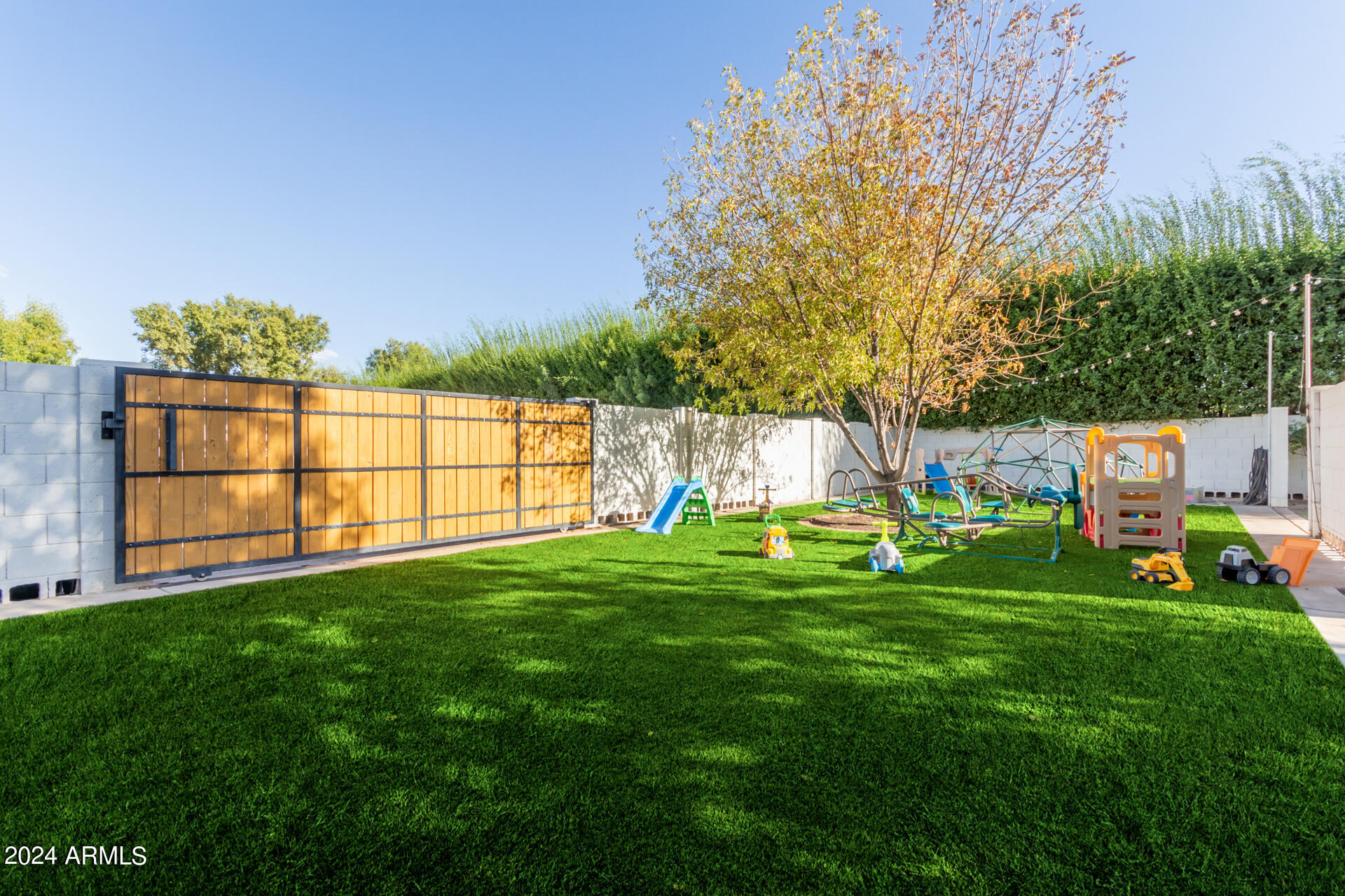 SMELSER ESTATE MLD - Residential