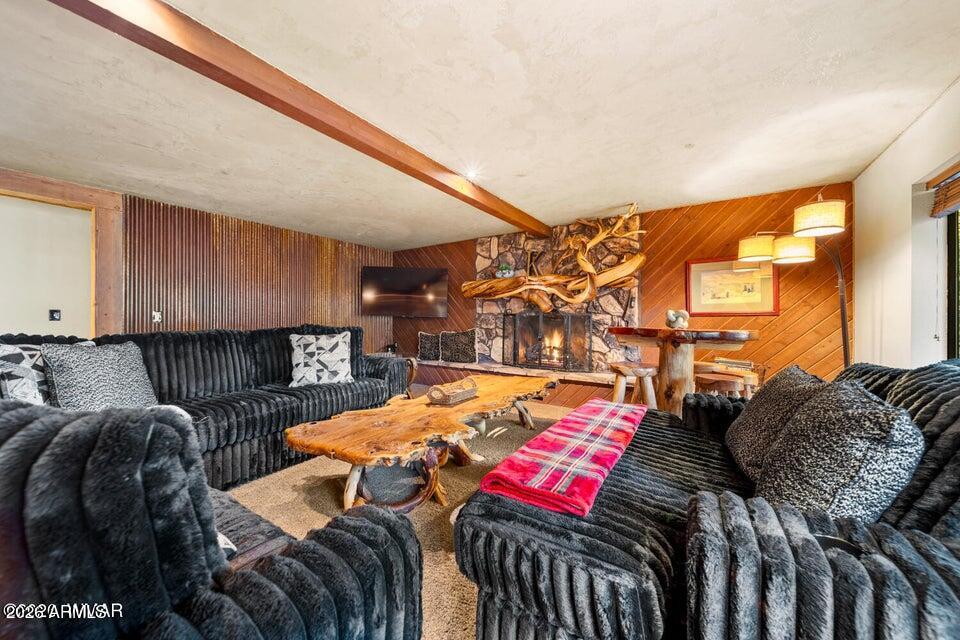 PINETOP LAKES COUNTRY CLUB UNIT 1 - Residential