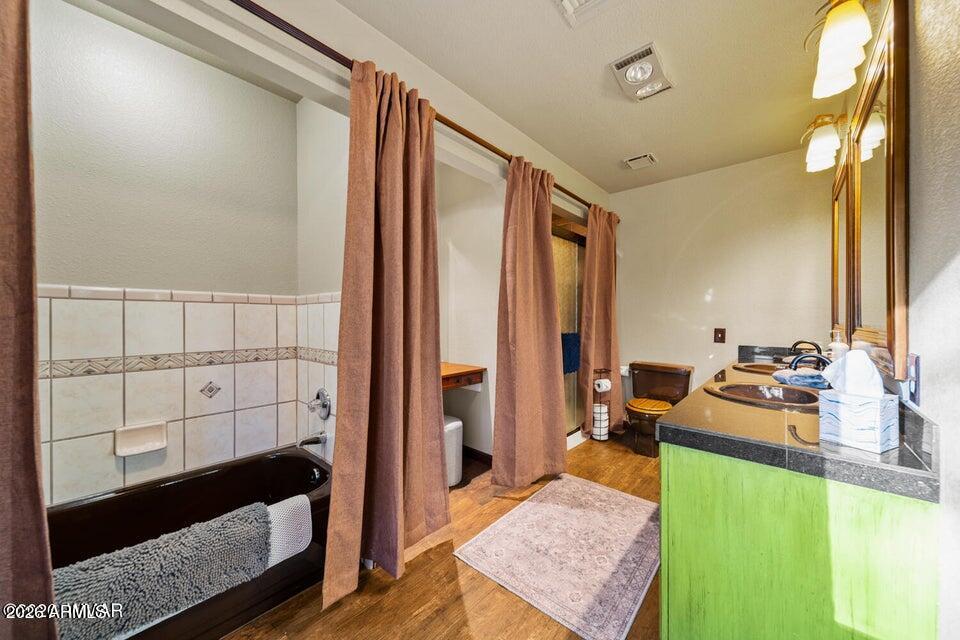 PINETOP LAKES COUNTRY CLUB UNIT 1 - Residential