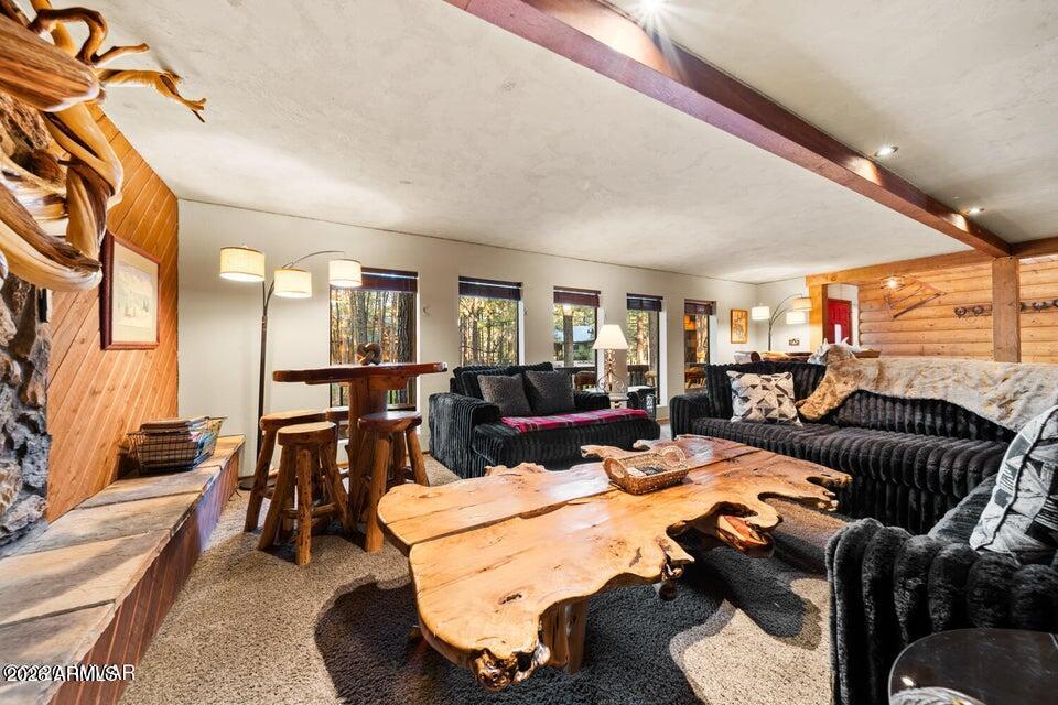 PINETOP LAKES COUNTRY CLUB UNIT 1 - Residential