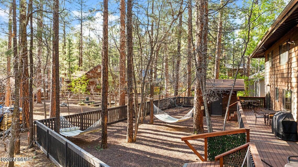 PINETOP LAKES COUNTRY CLUB UNIT 1 - Residential