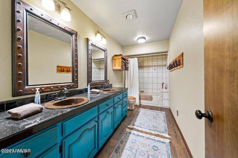 PINETOP LAKES COUNTRY CLUB UNIT 1 - Residential