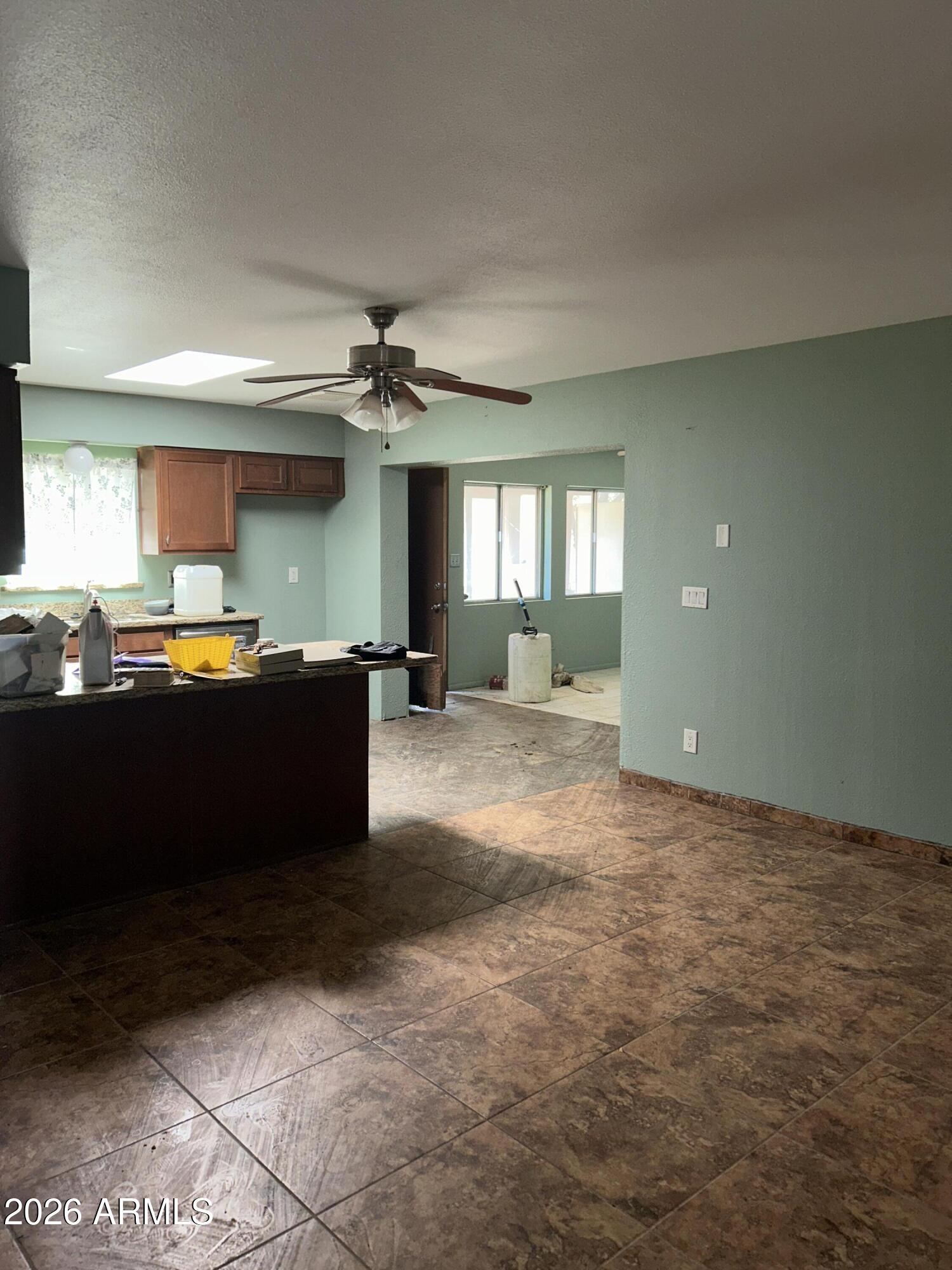 7949 W MONTECITO Avenue