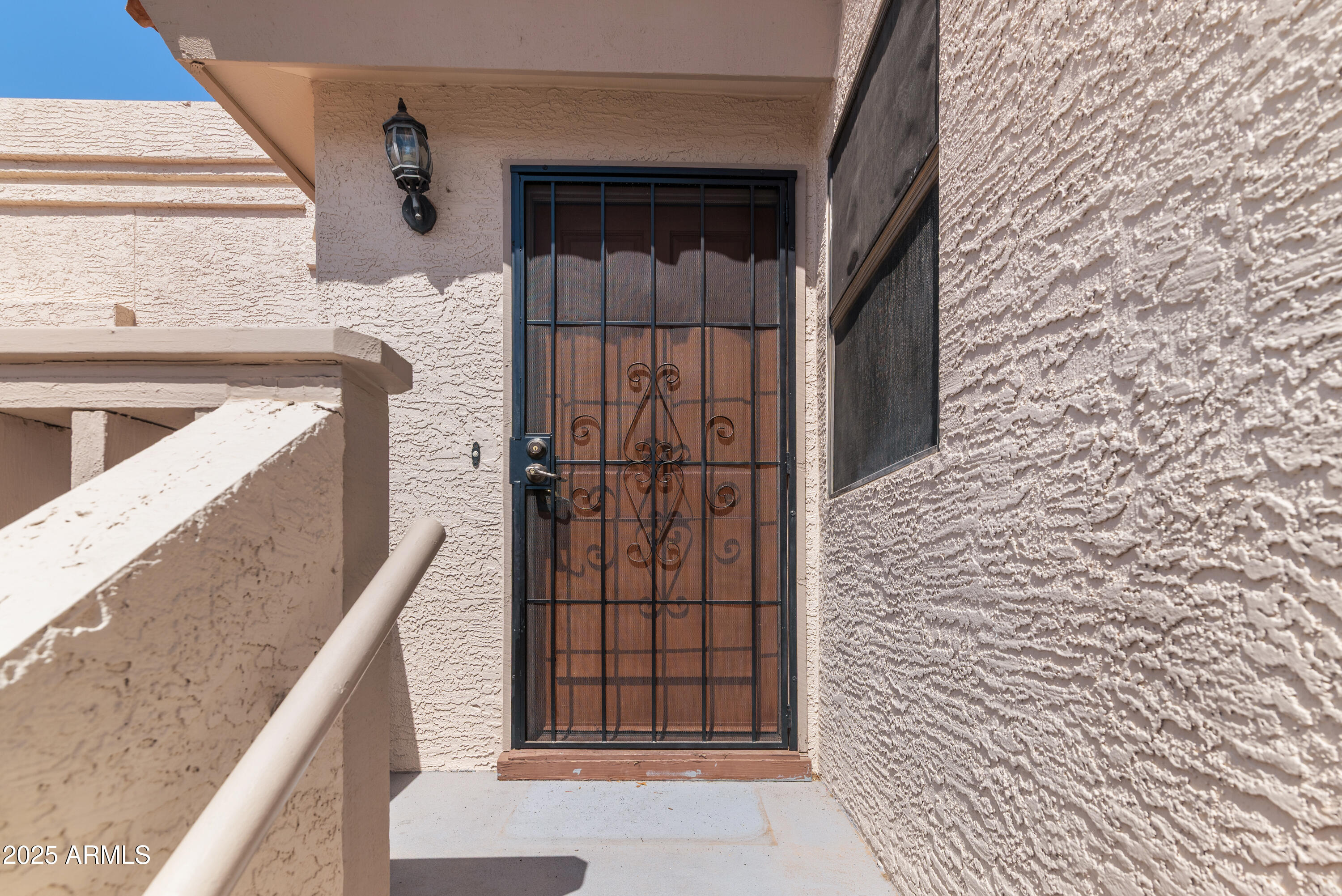 7800 E LINCOLN Drive 2092