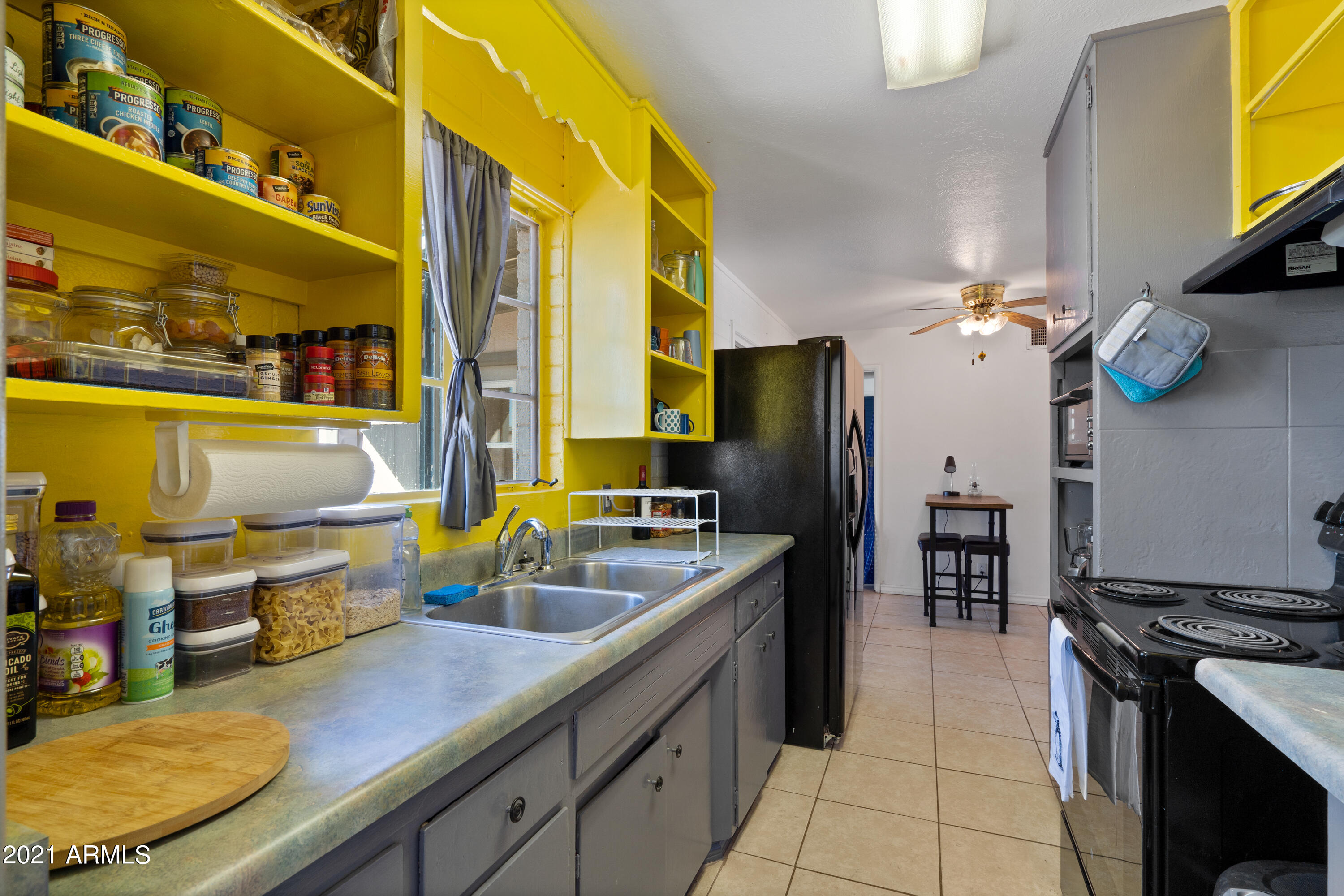MOUNTAIN VIEW - Residential