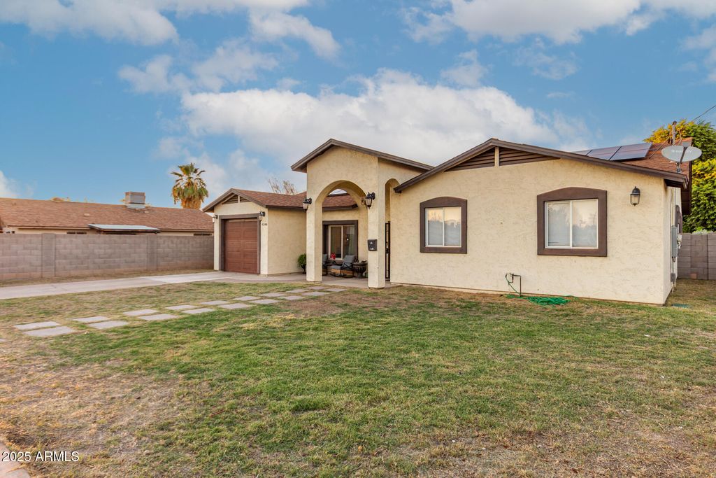 Photo of 6344 W Lamar Road, Glendale, AZ 85301 (MLS # 6923553)