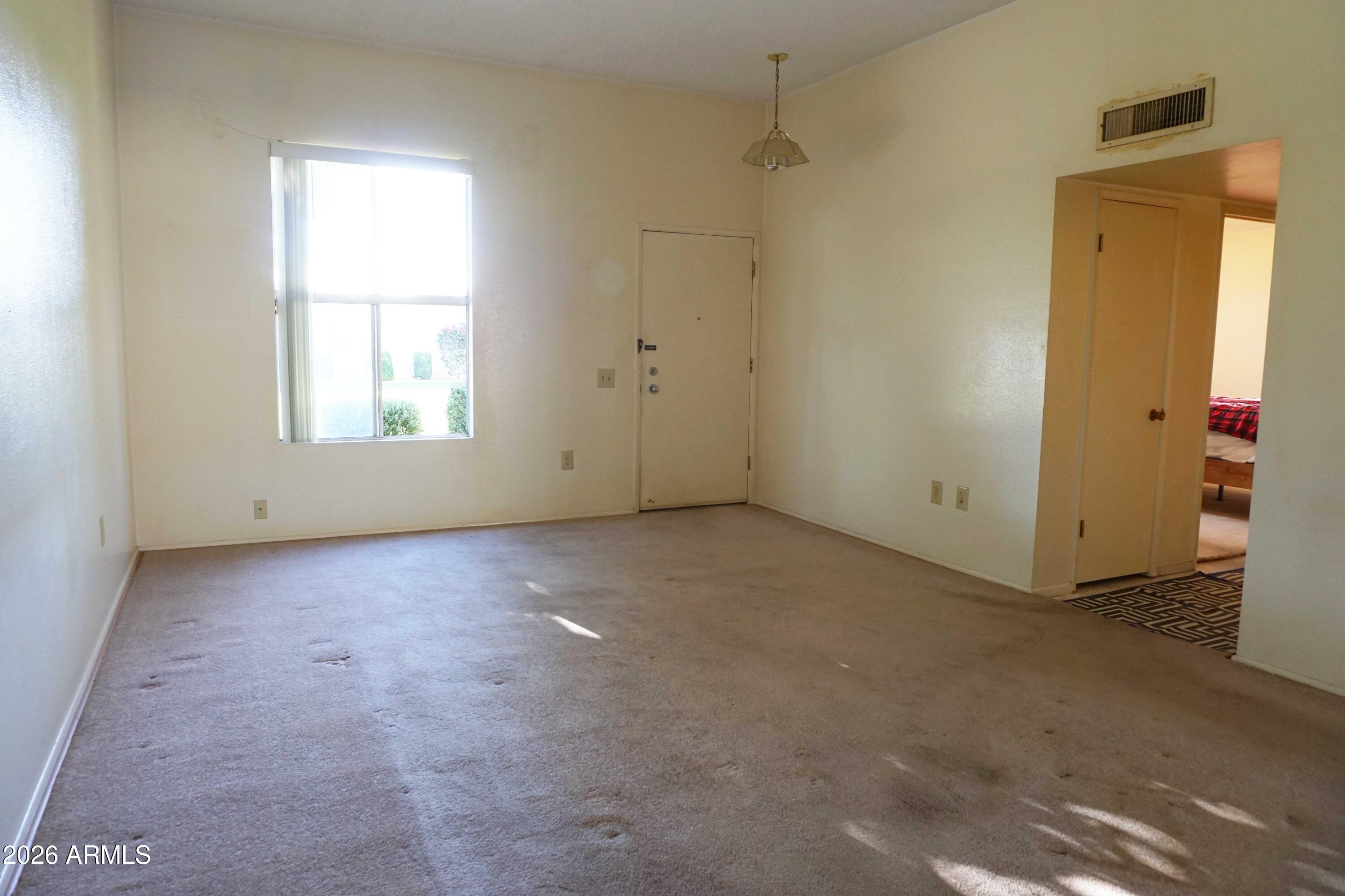 10034 W HAWTHORN Drive