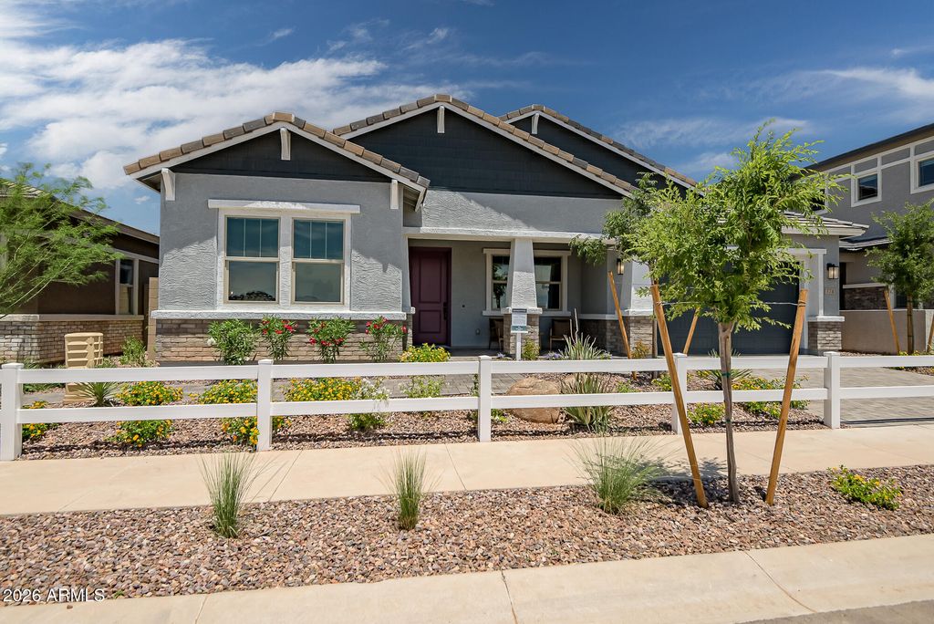 Photo of 774 W Pelican Drive, Queen Creek, AZ 85140 (MLS # 7007399)