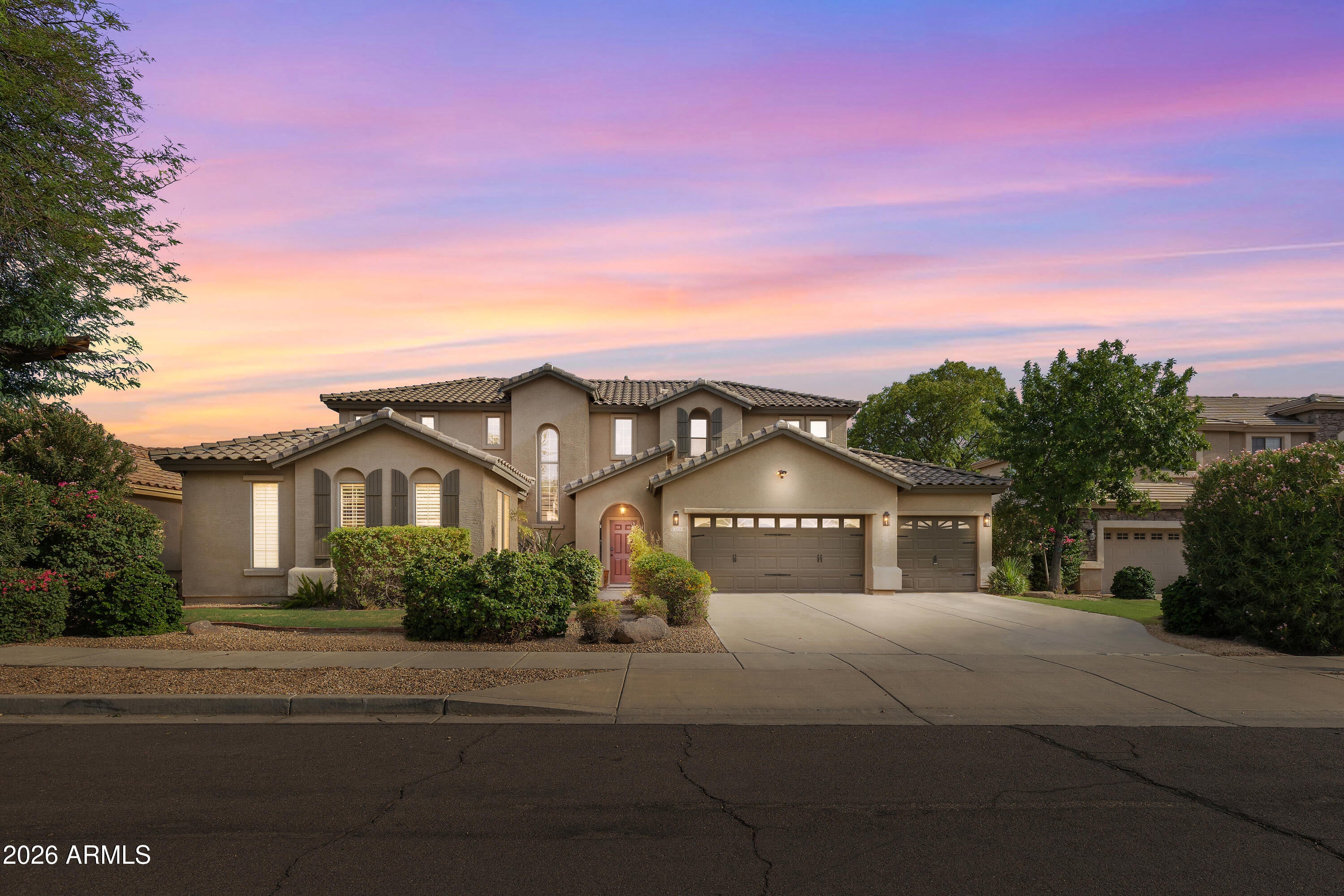 3229 W BUCKHORN Trail