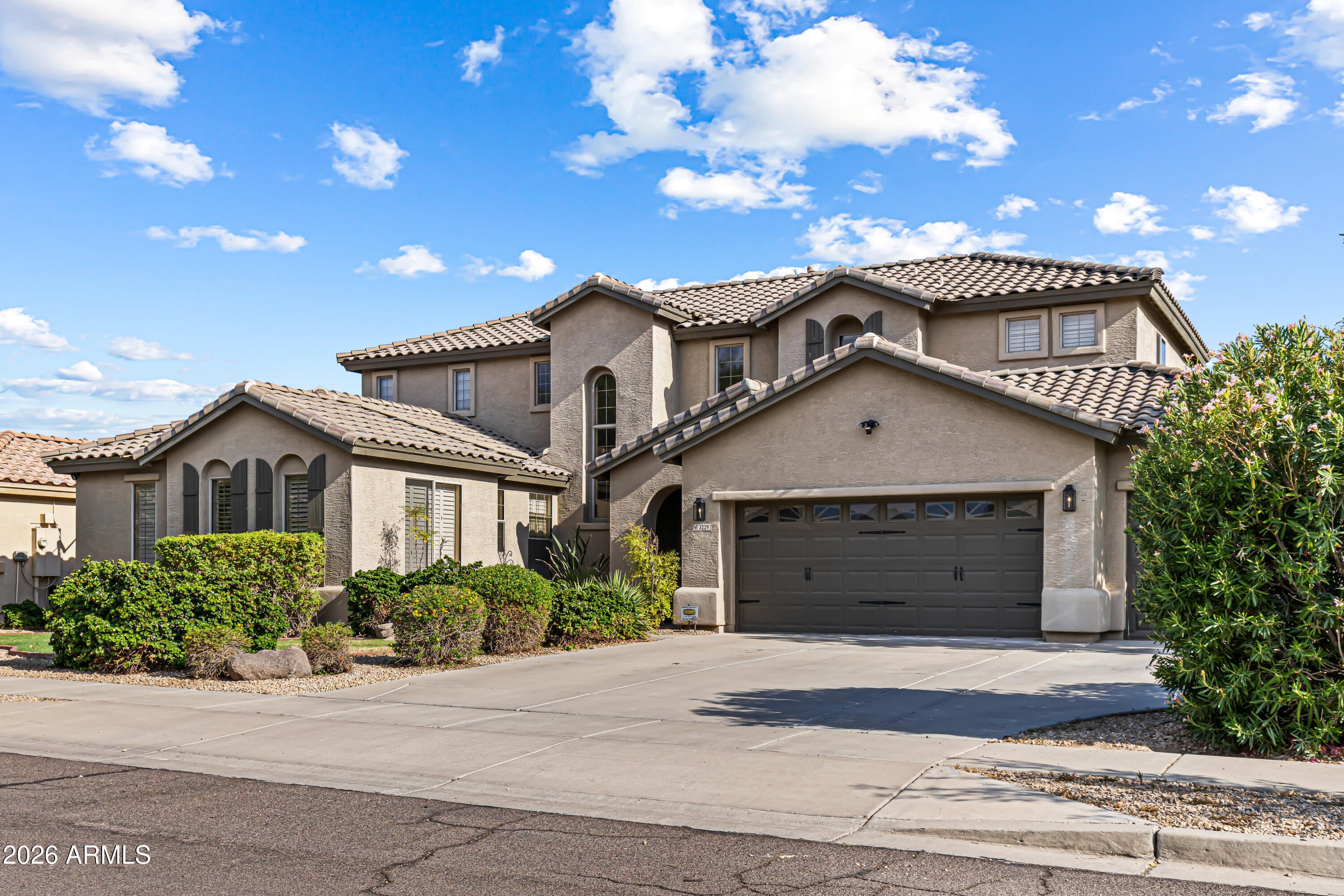3229 W BUCKHORN Trail
