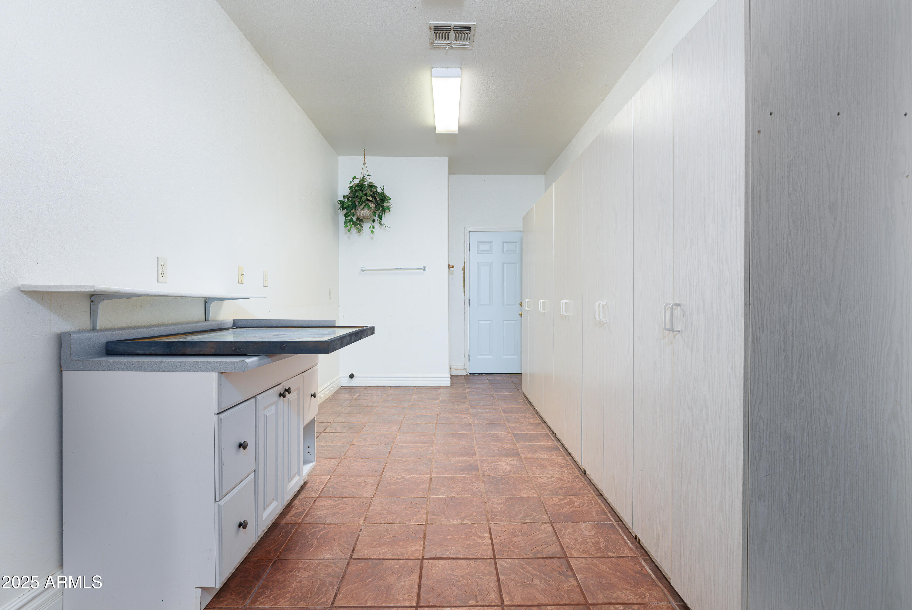 BARBARY ESTATES - Residential
