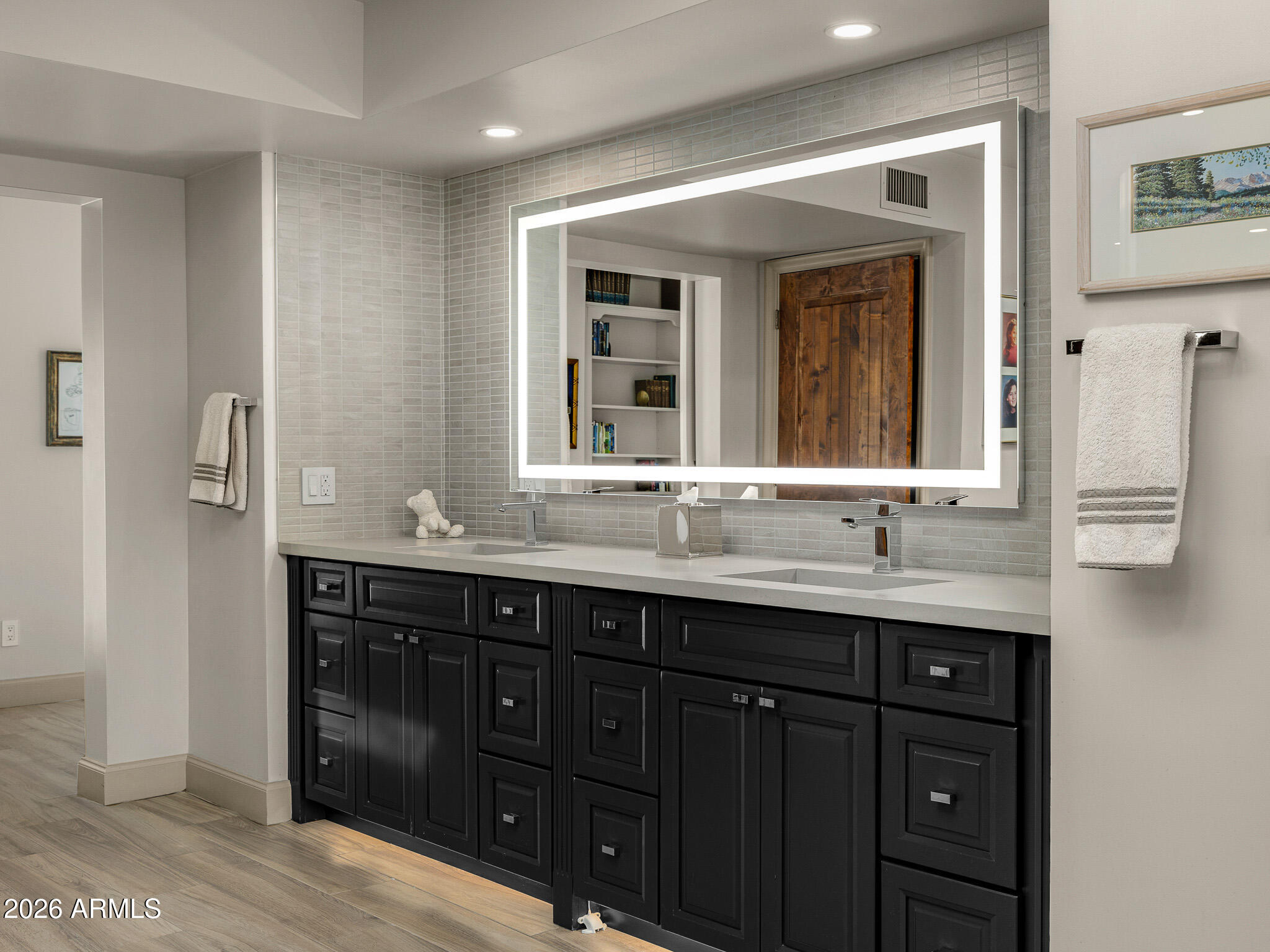 ARROYO HEIGHTS - Residential