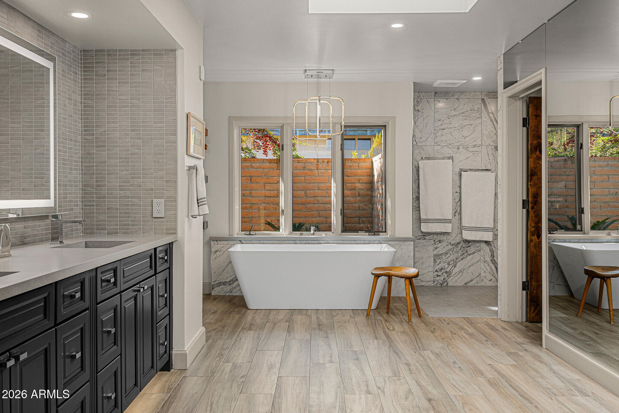 ARROYO HEIGHTS - Residential