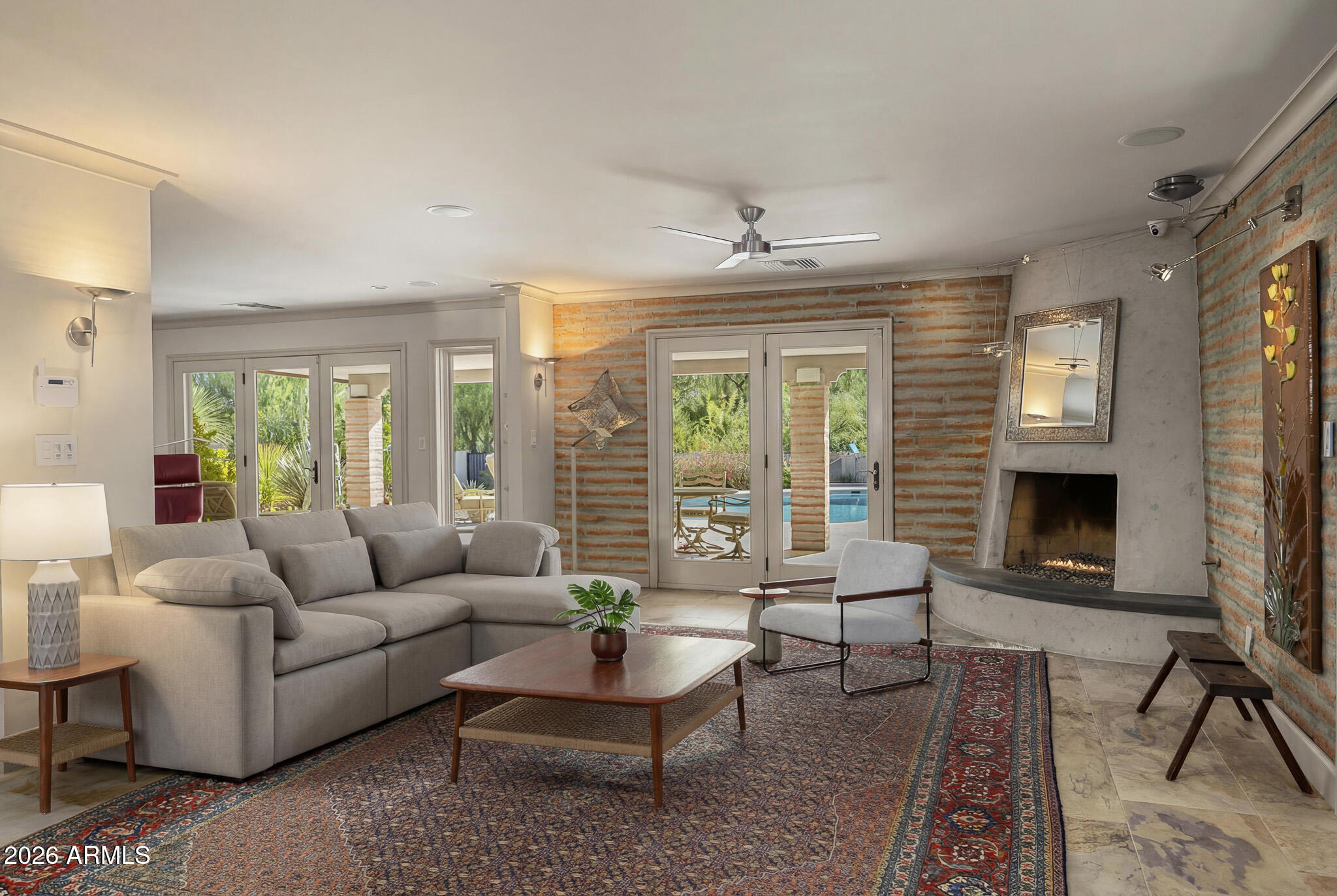 ARROYO HEIGHTS - Residential