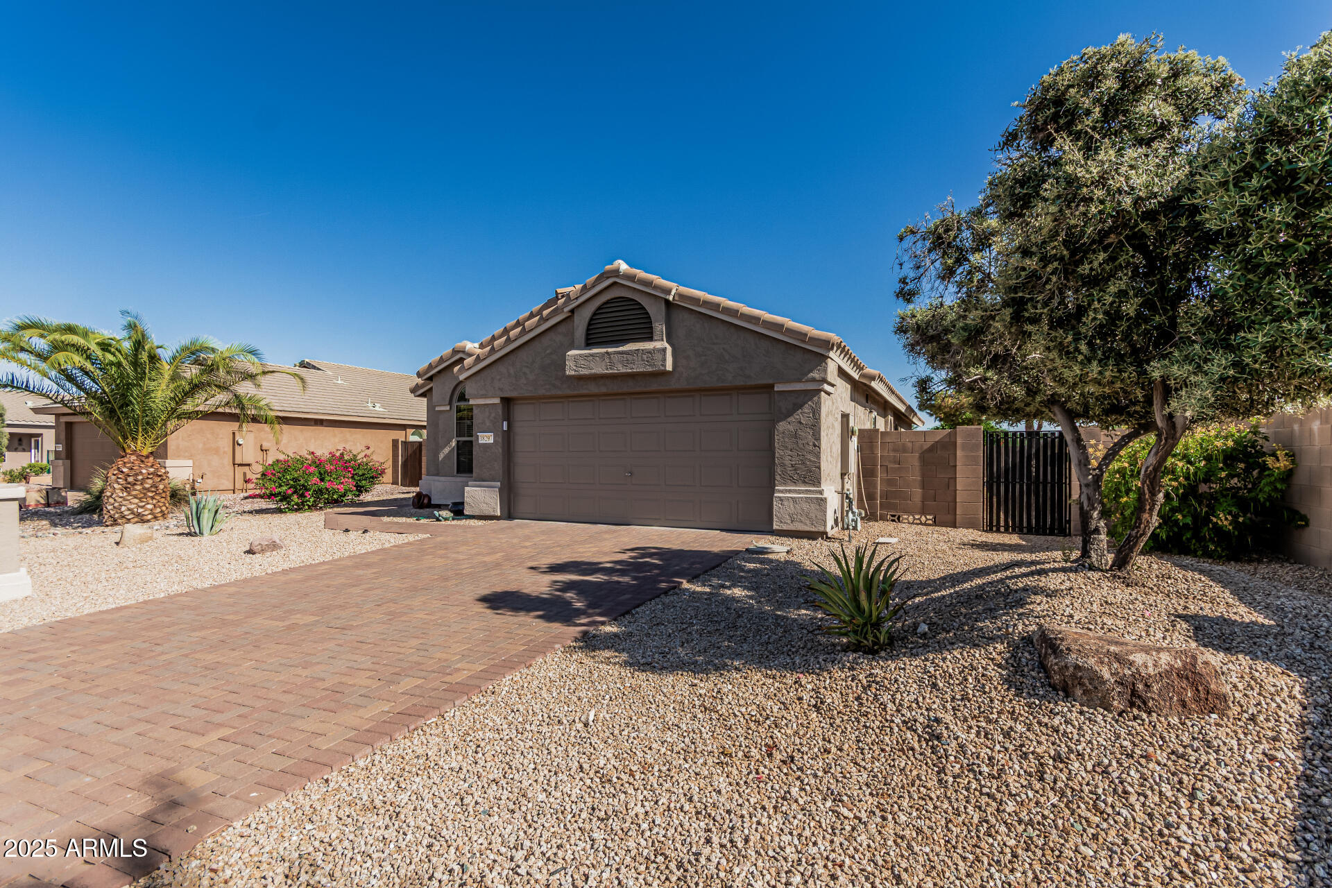 18297 W SPENCER Drive