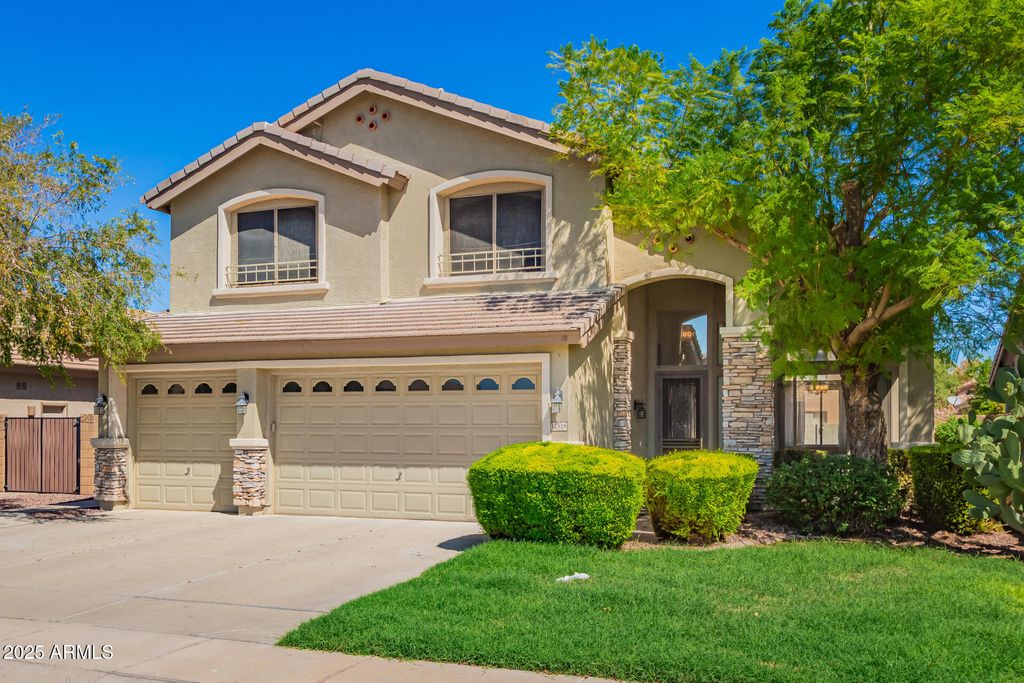 Photo of 12518 W Sells Drive, Litchfield Park, AZ 85340 (MLS # 6913183)