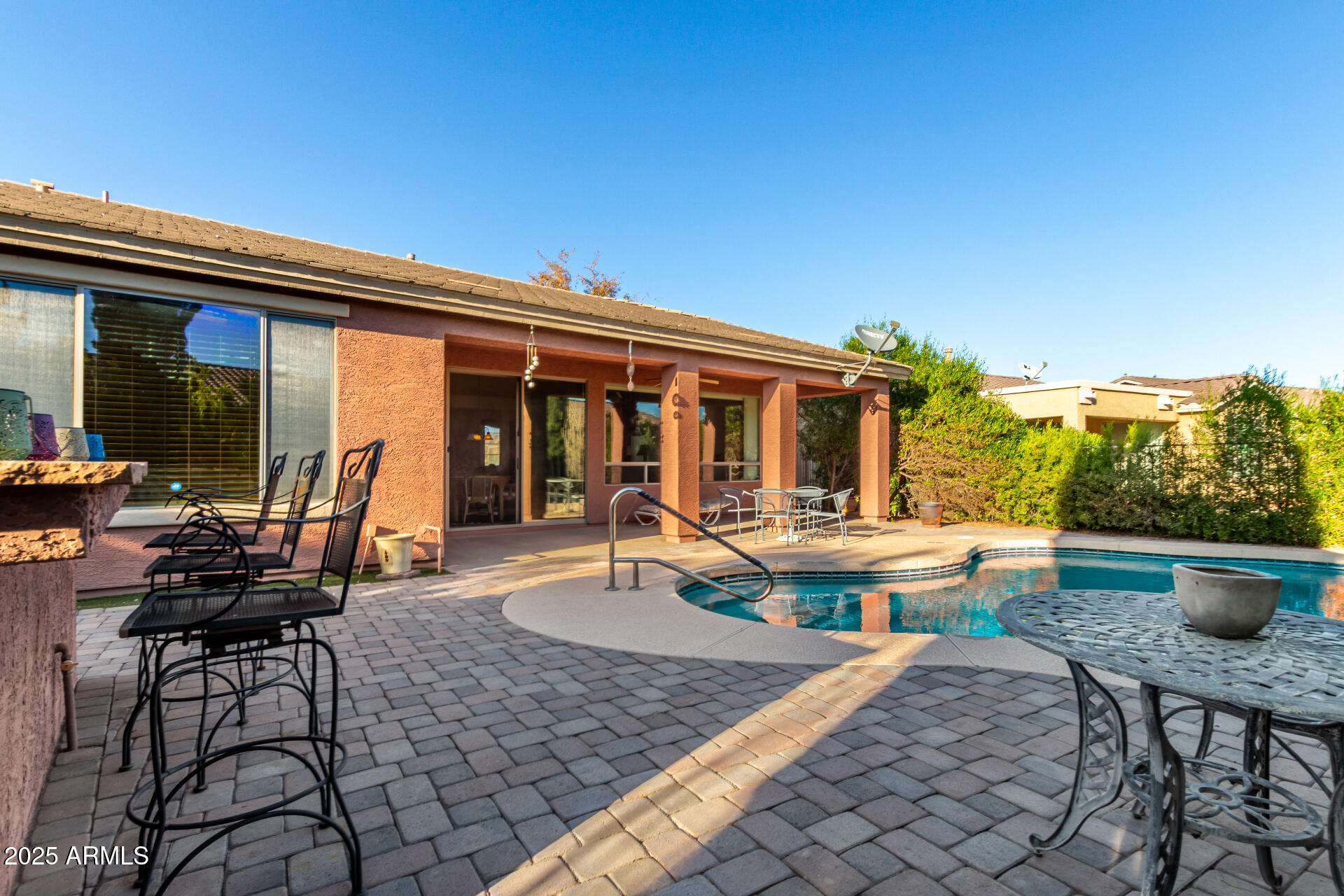 42855 W MAGIC MOMENT Drive