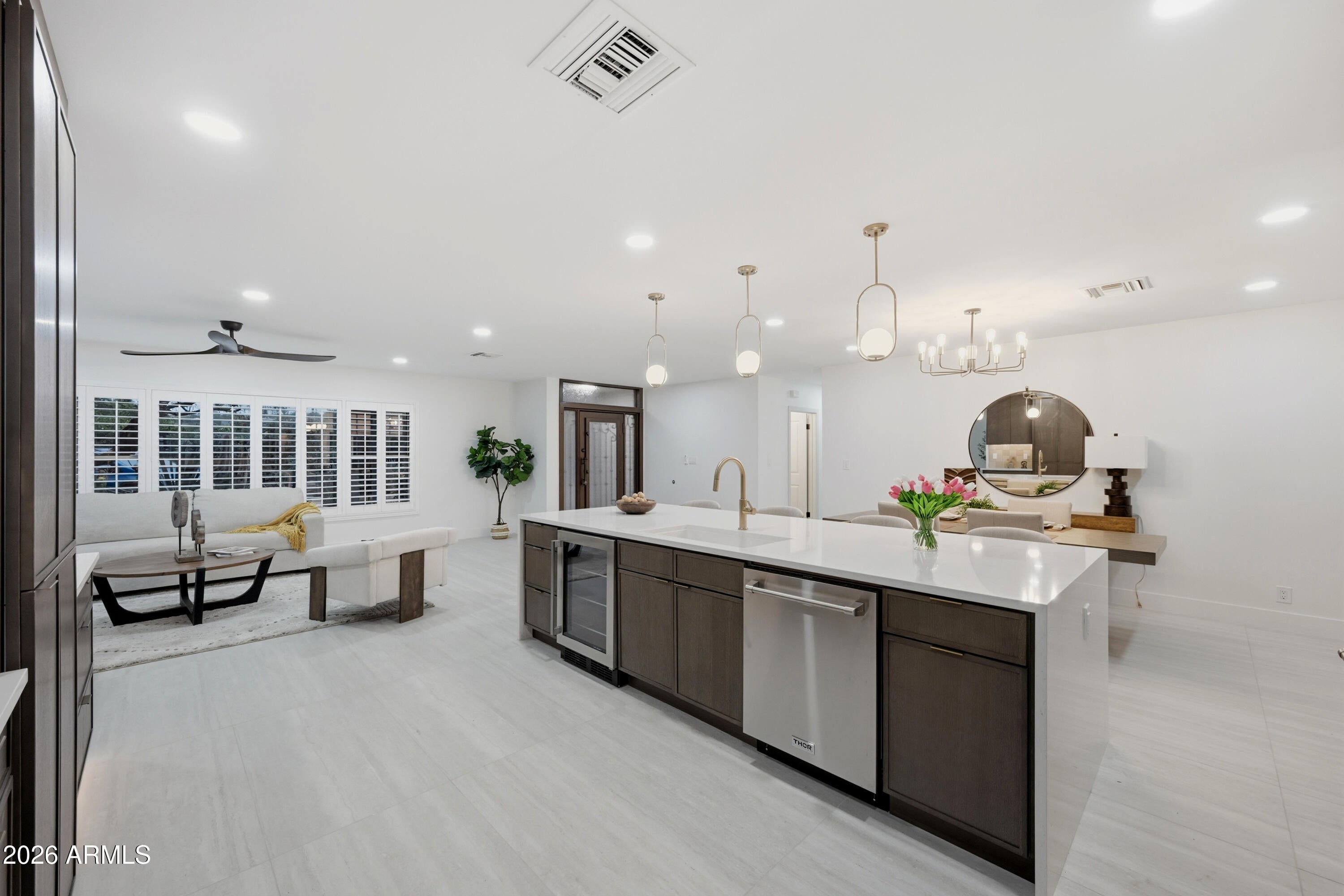 7744 E CAVE CREEK Road