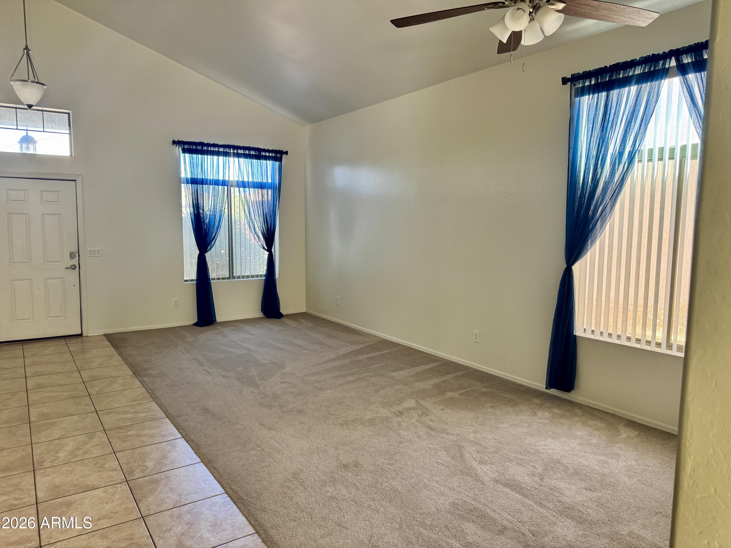 1733 E Primera Drive