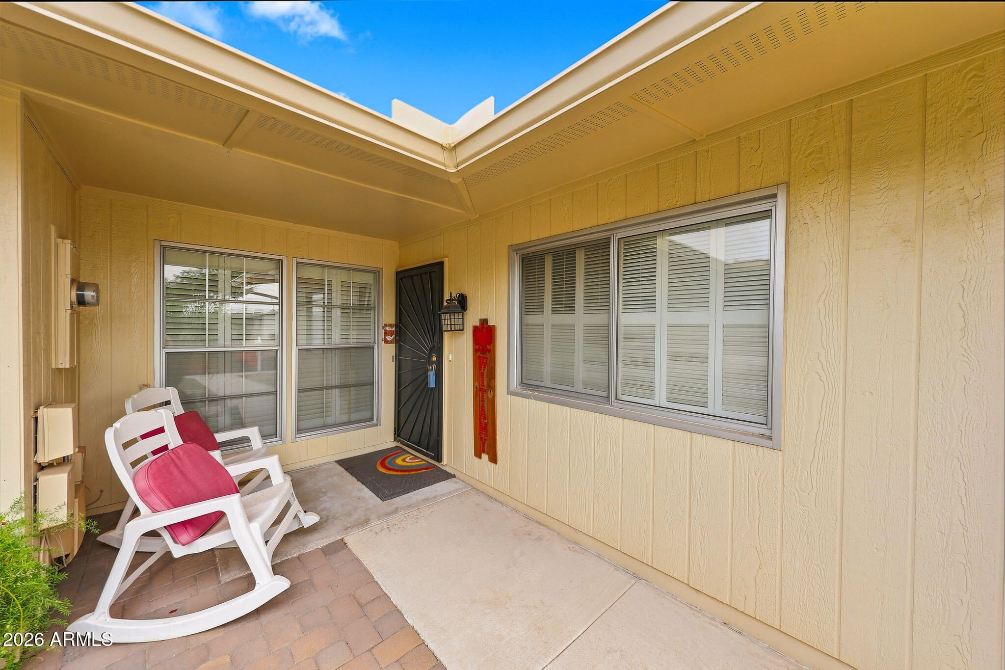 10822 W SANTA FE Drive