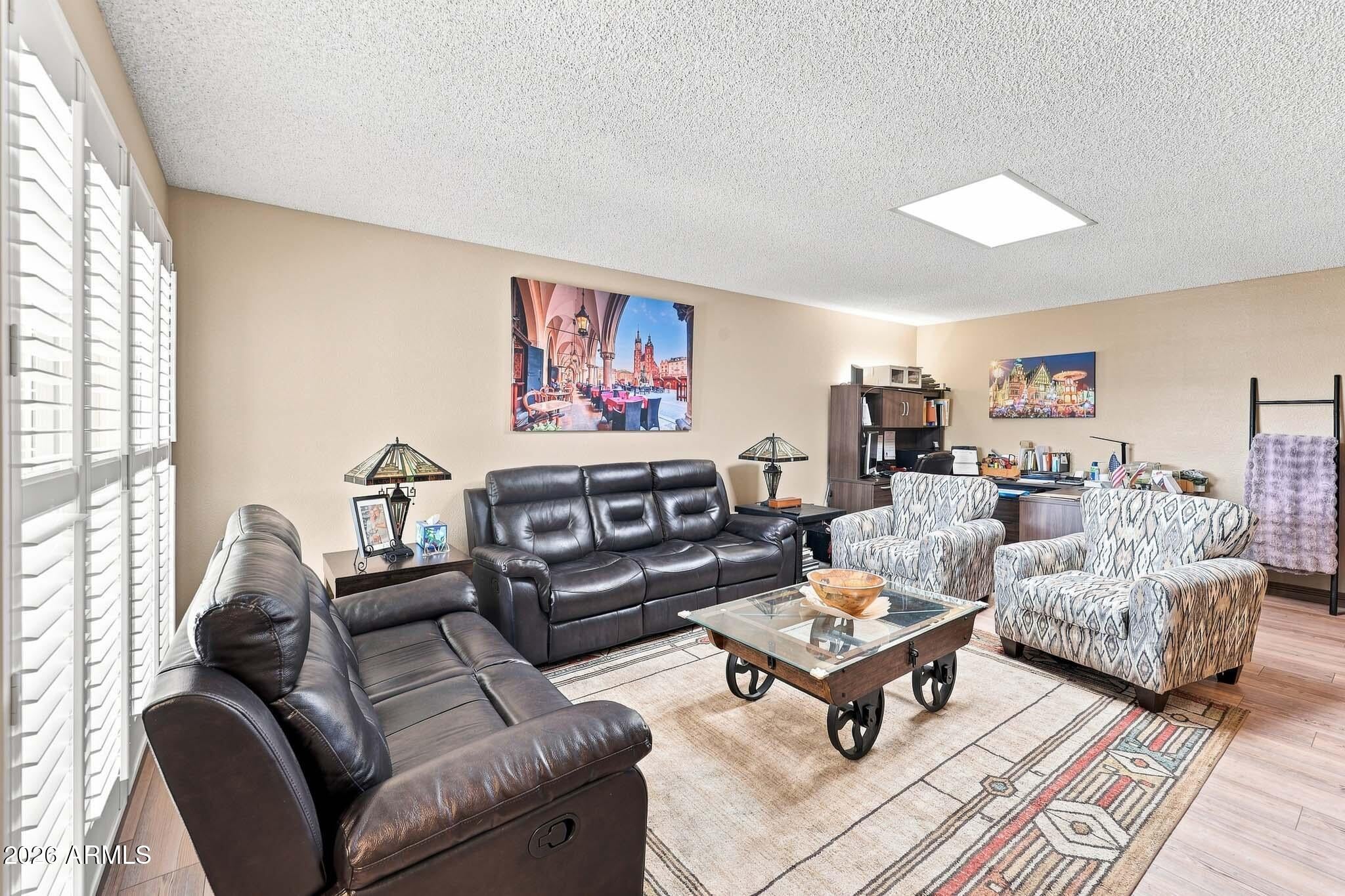 10822 W SANTA FE Drive