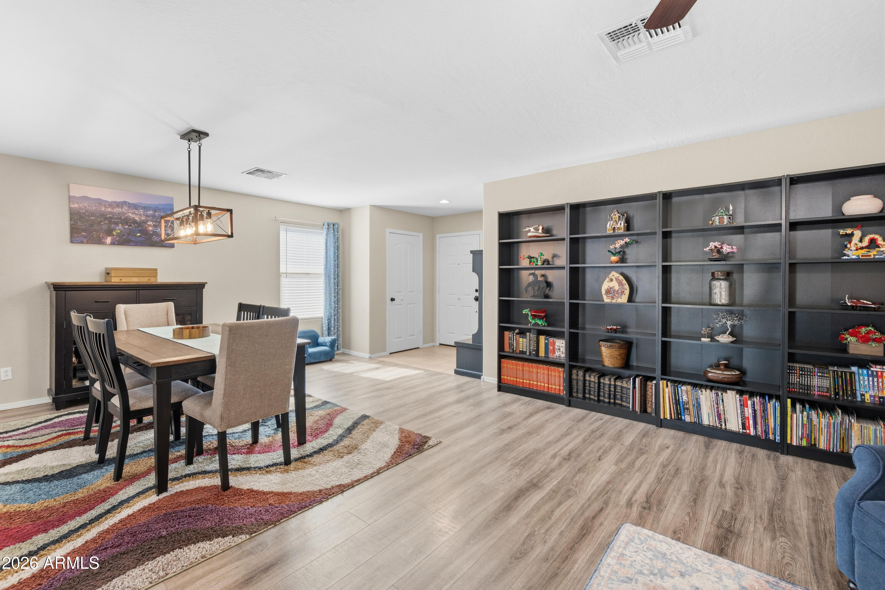 750 W CORRIENTE Court