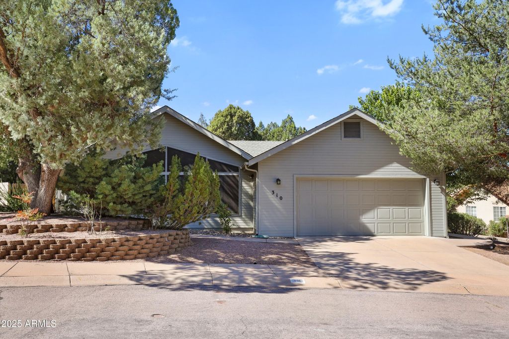 Photo of 310 N Trailwood Road, Payson, AZ 85541 (MLS # 6935357)