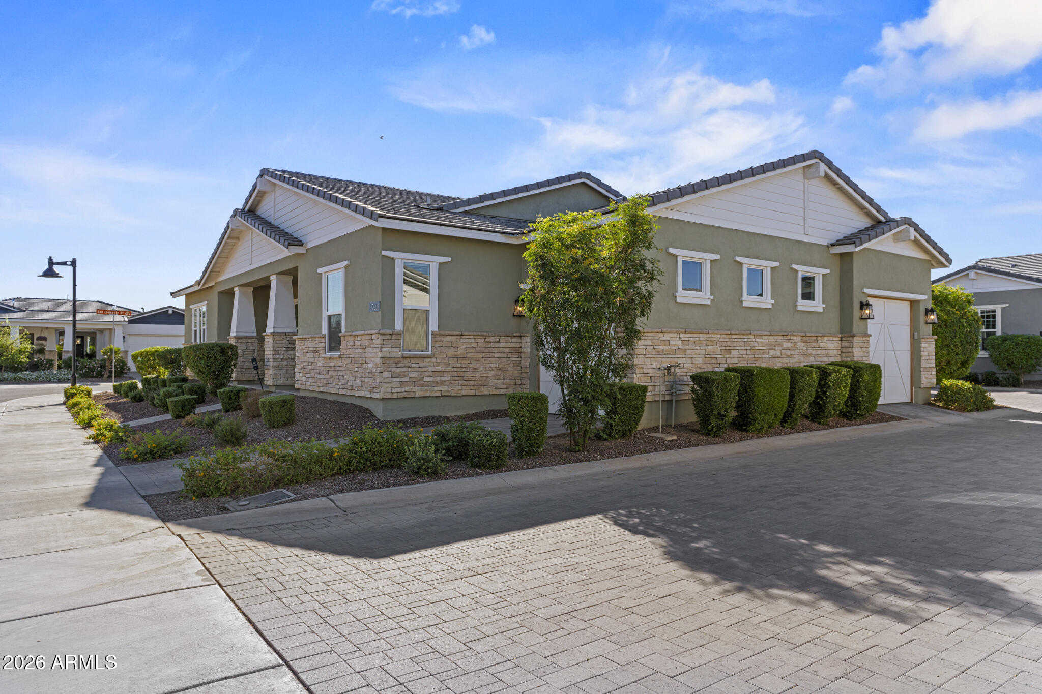 17221 W DARTMOUTH Street