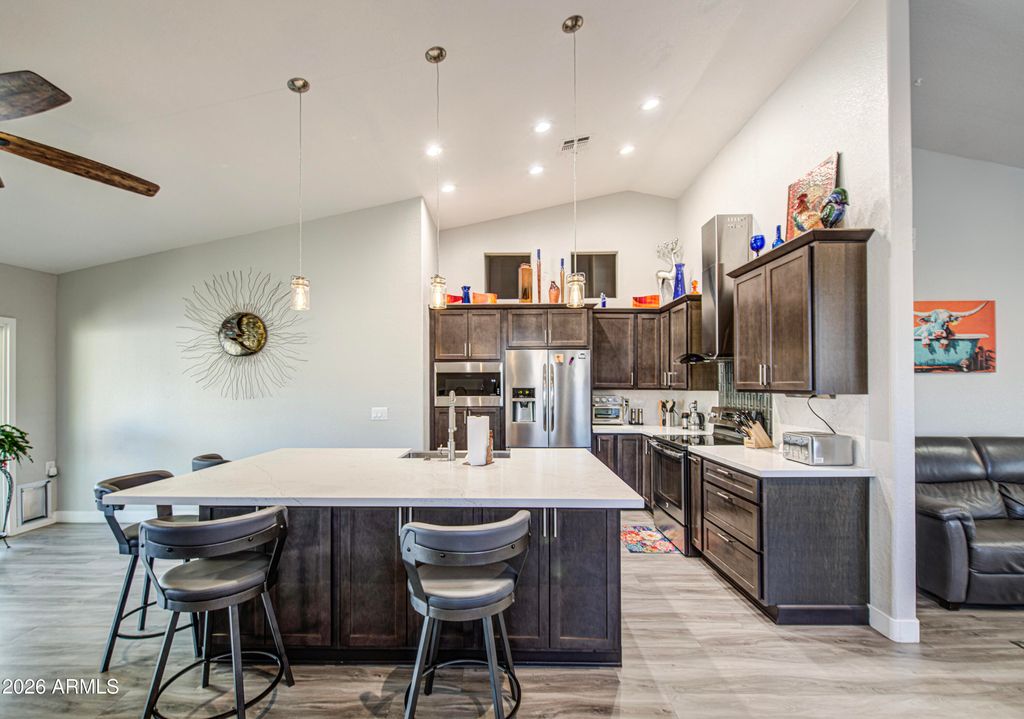 Photo of 815 W Geronimo Street, Chandler, AZ 85225 (MLS # 6992629)