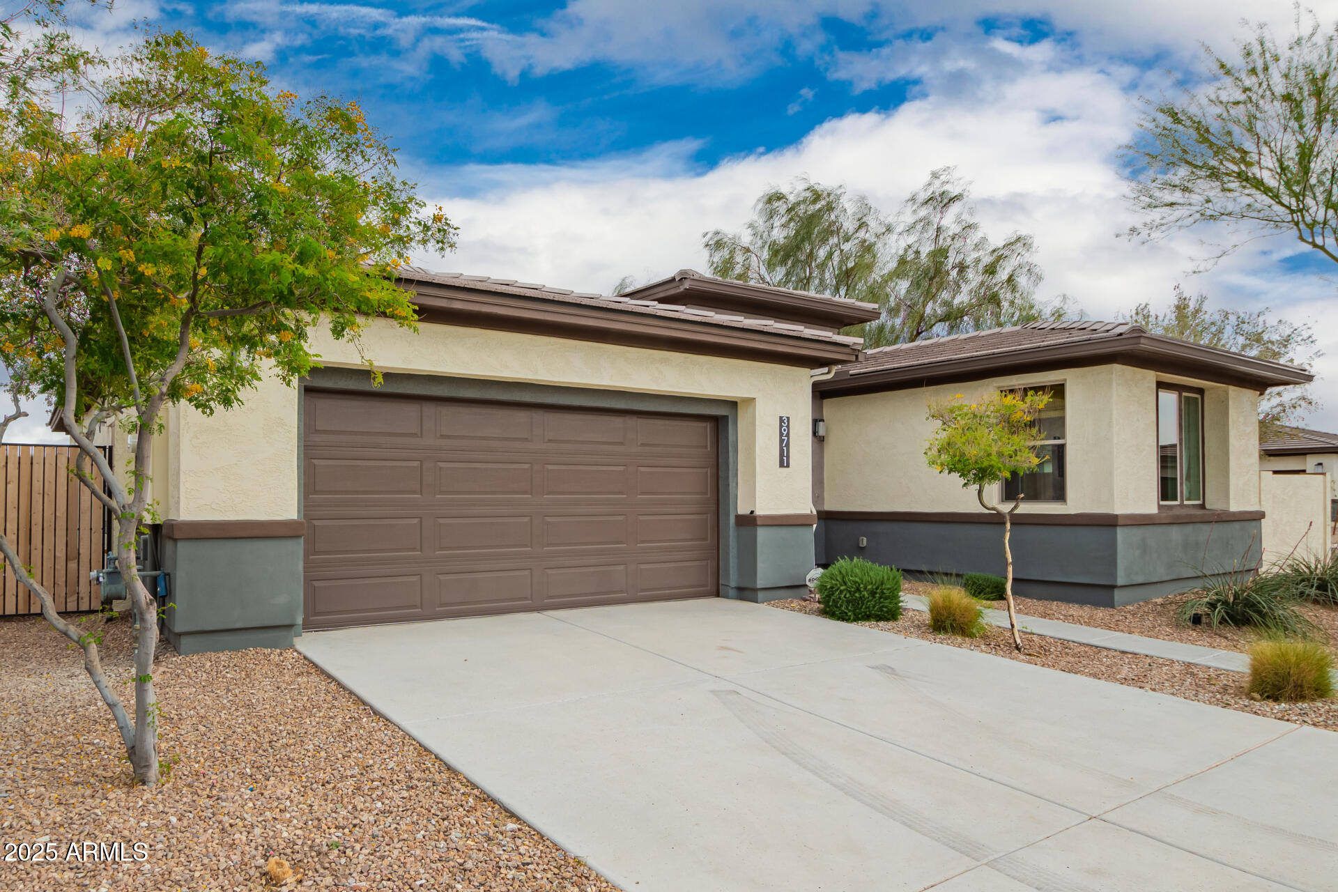 39711 N COLLINS Lane